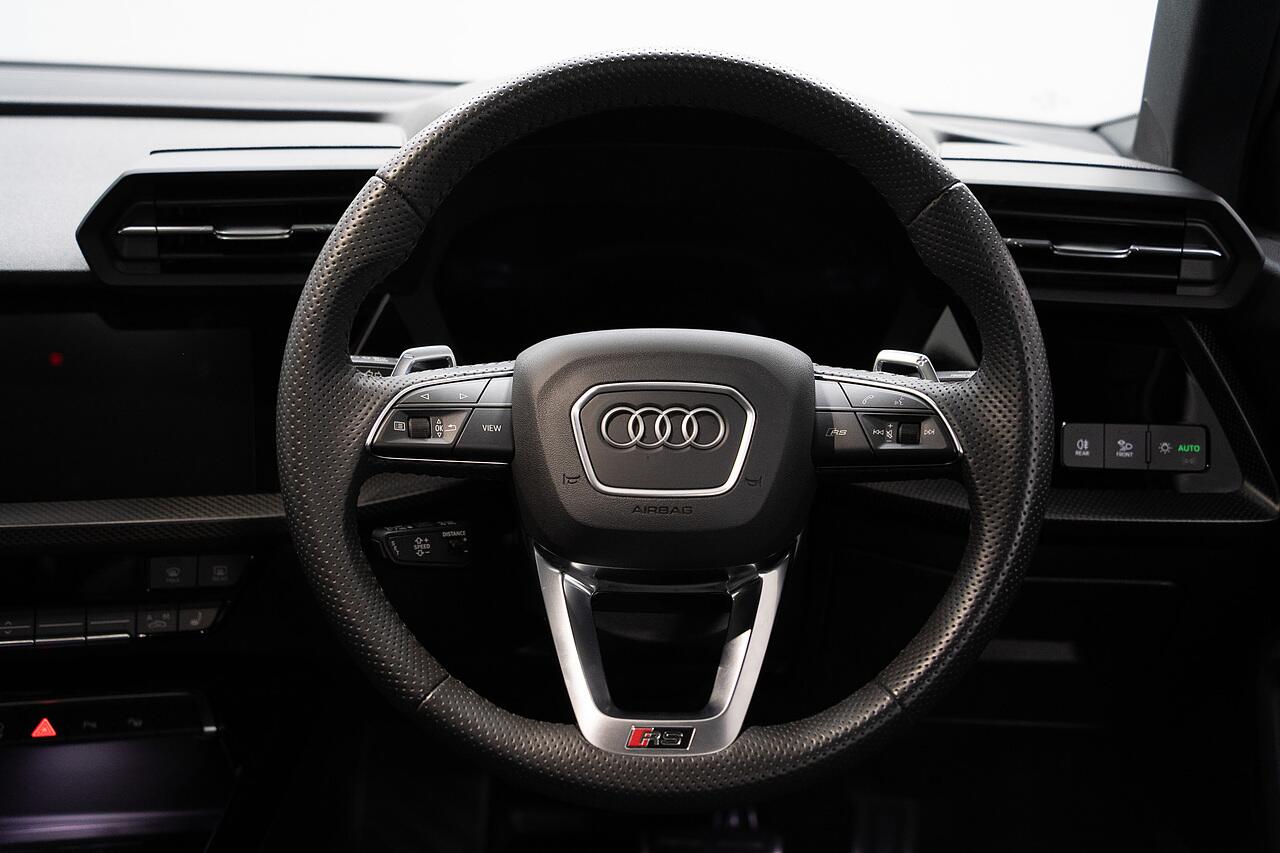 Audi RS3 view 9