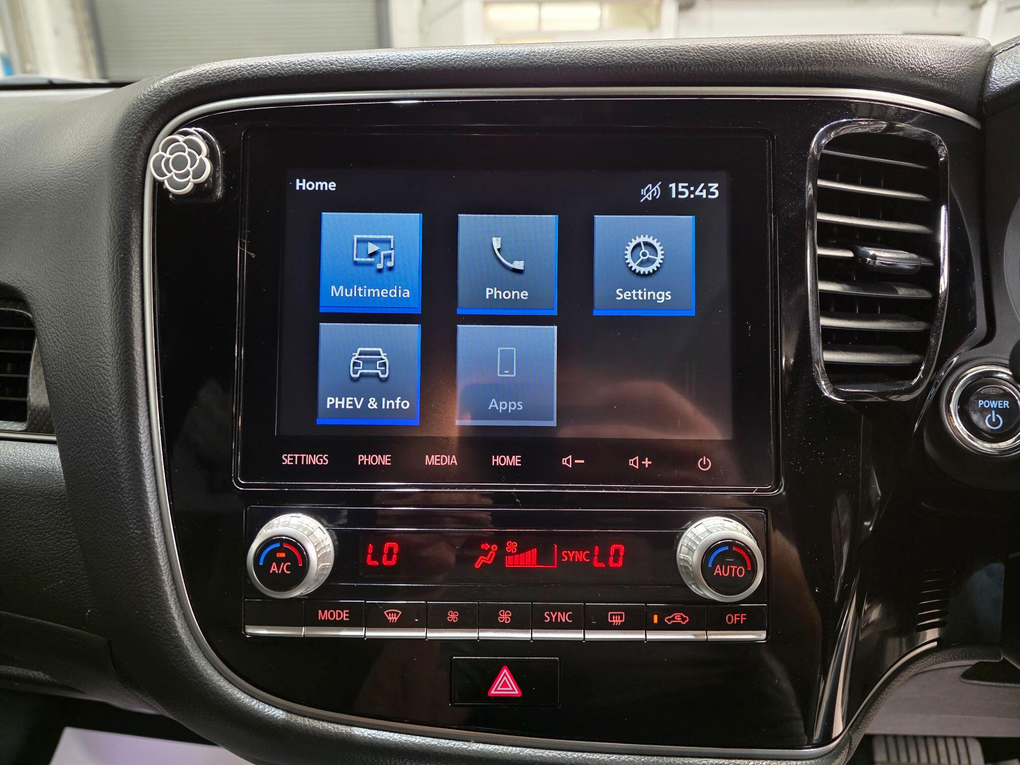 Mitsubishi Outlander view 7