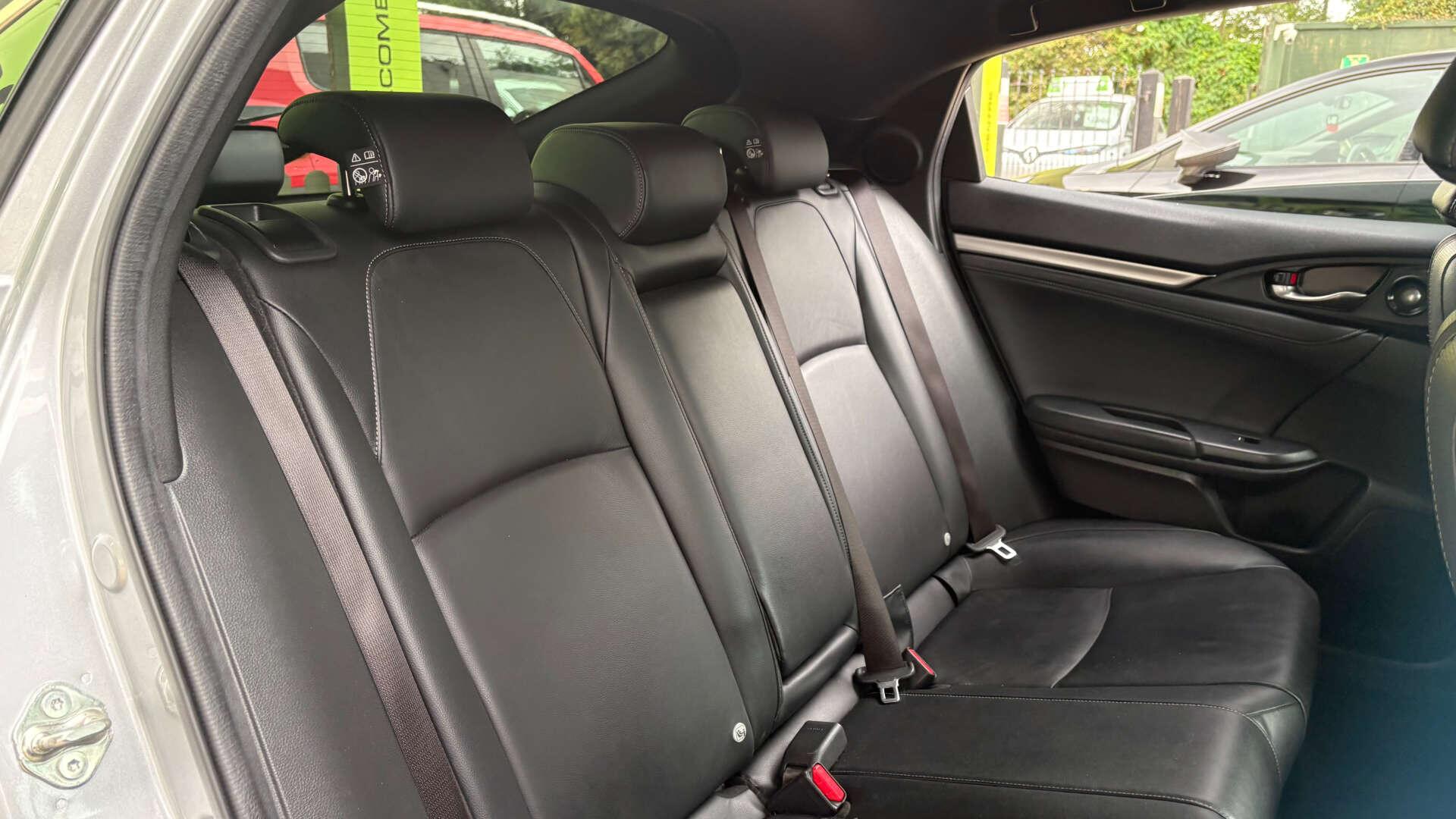 Honda Civic view 10