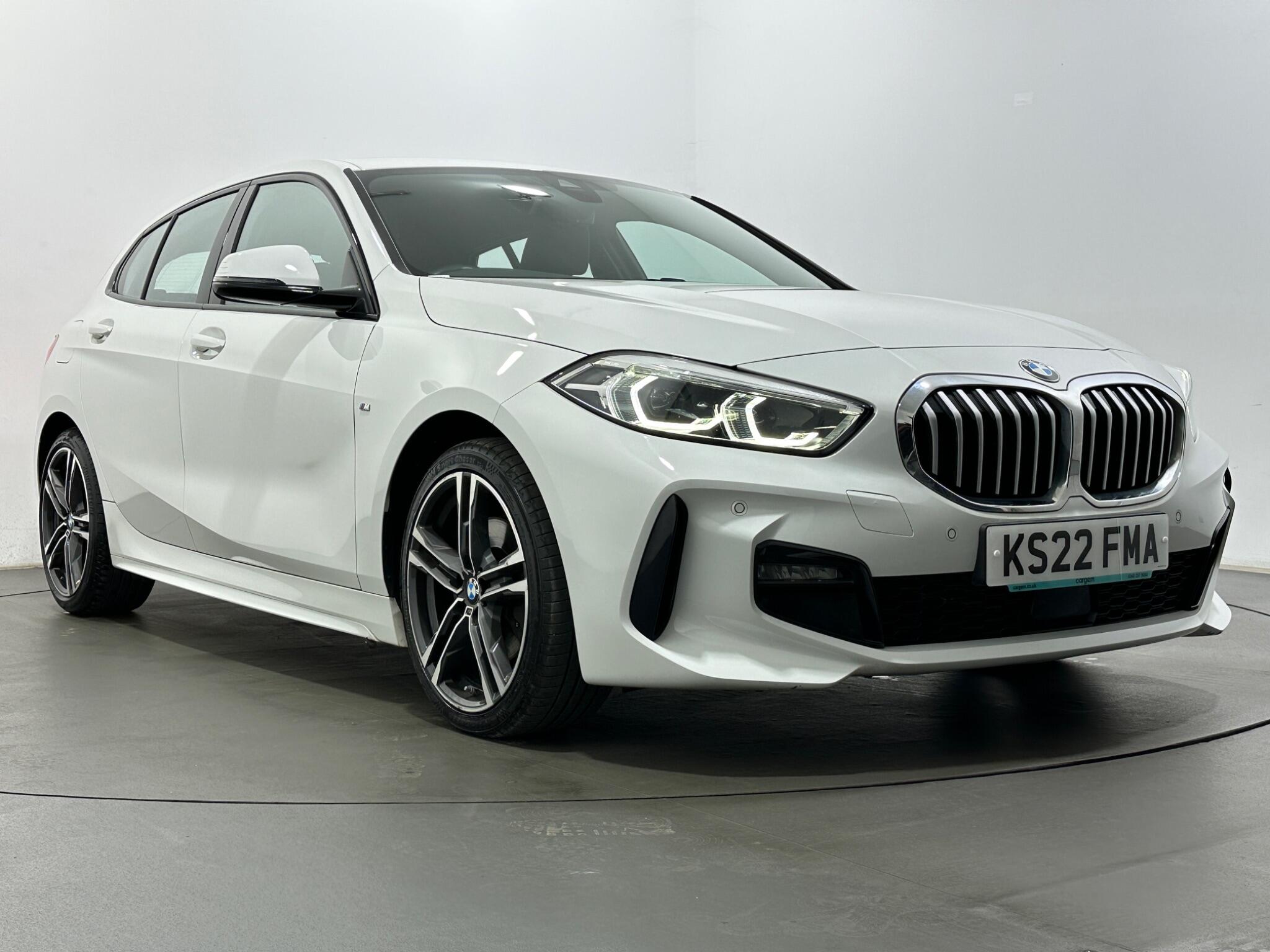 BMW 1 Series view 54