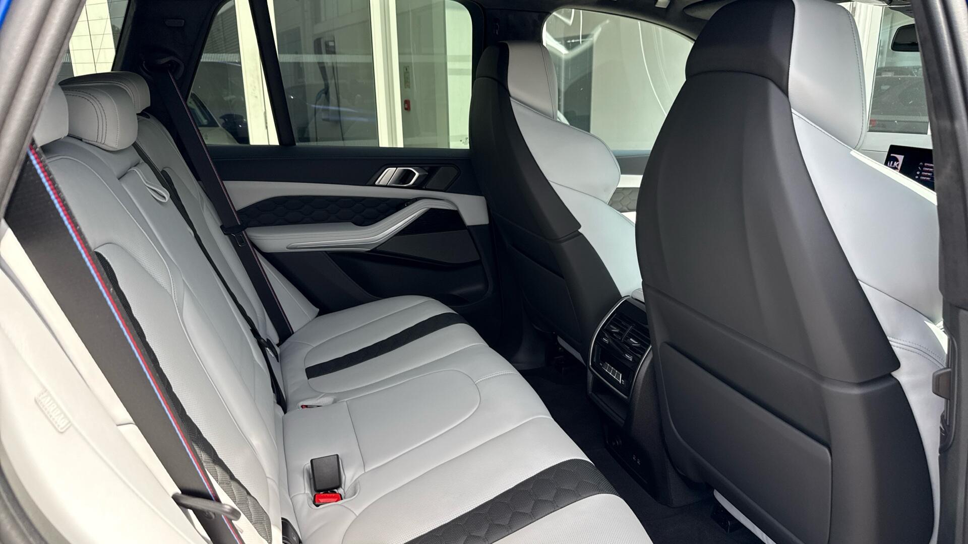 BMW X5 M view 38