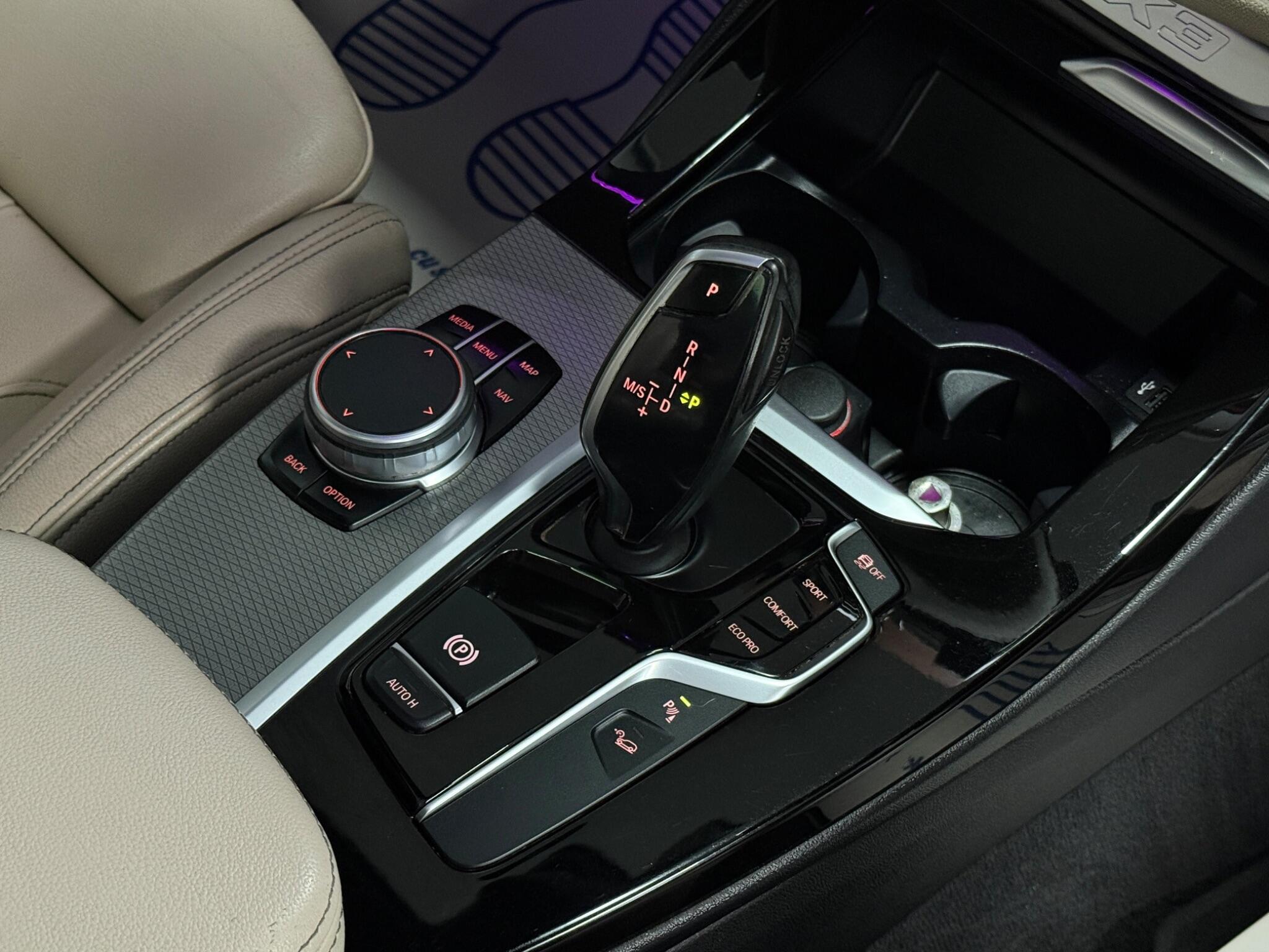 BMW X3 view 16