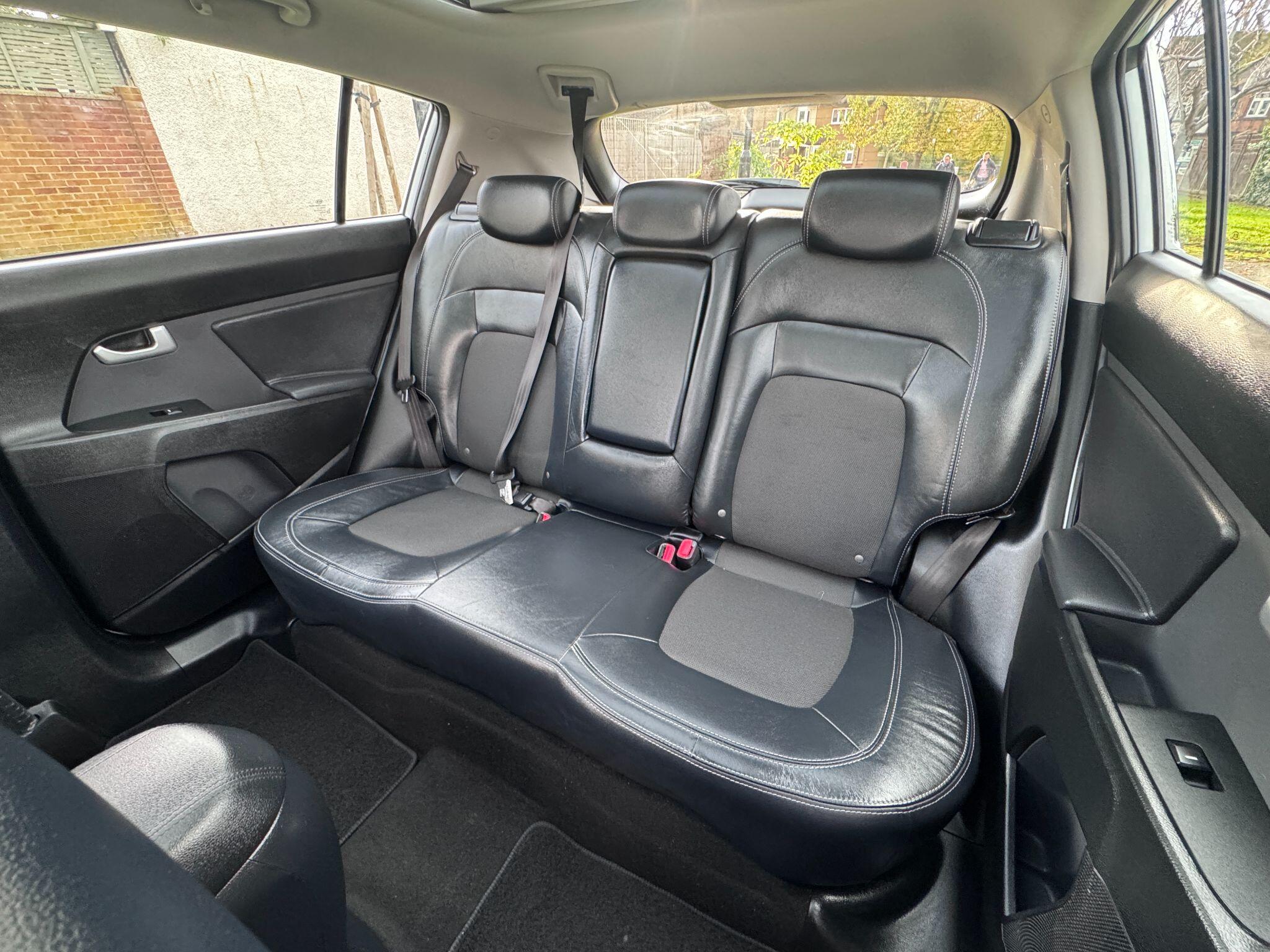 2015 Kia Sportage image 49