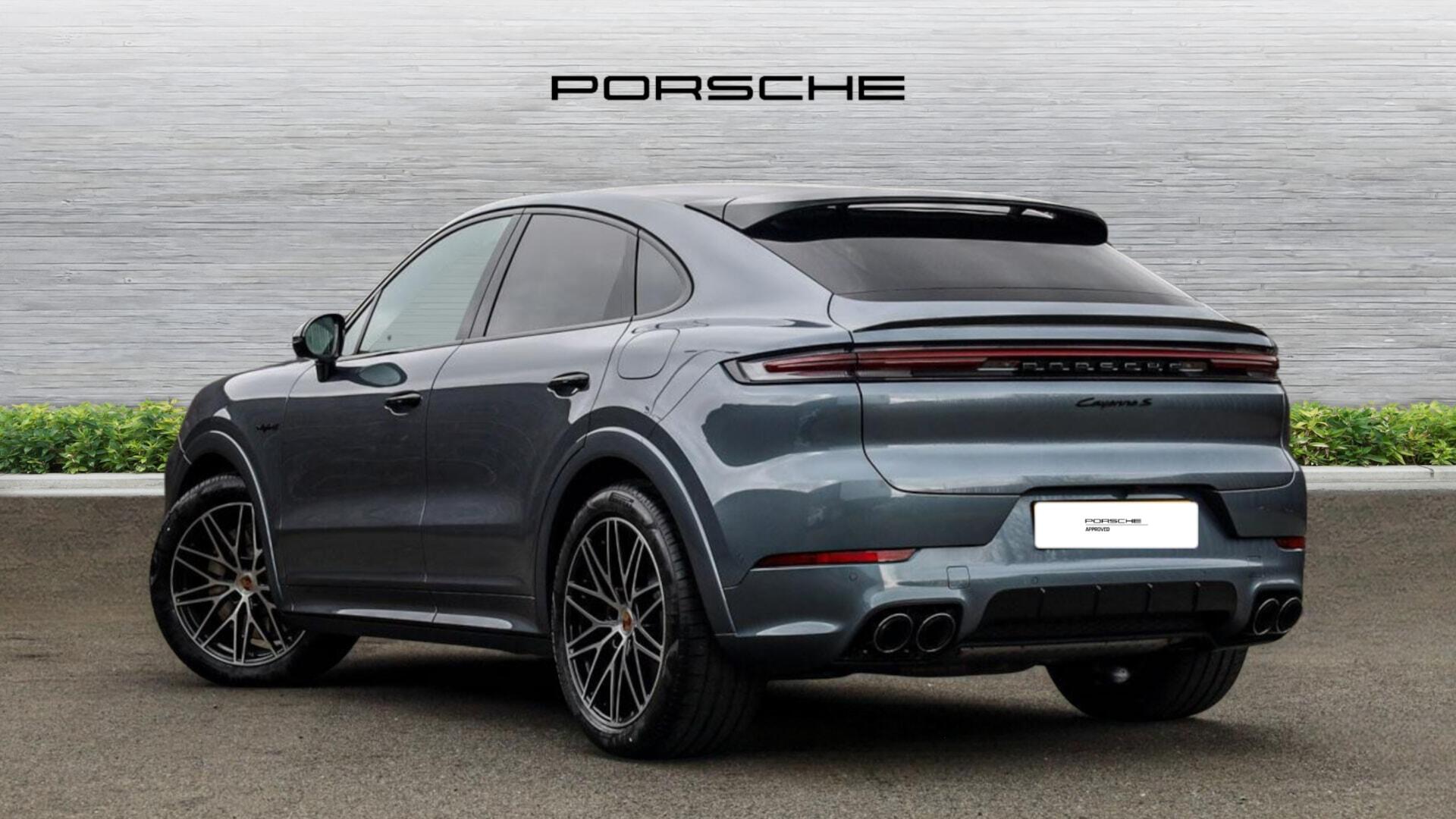 Porsche Cayenne view 2