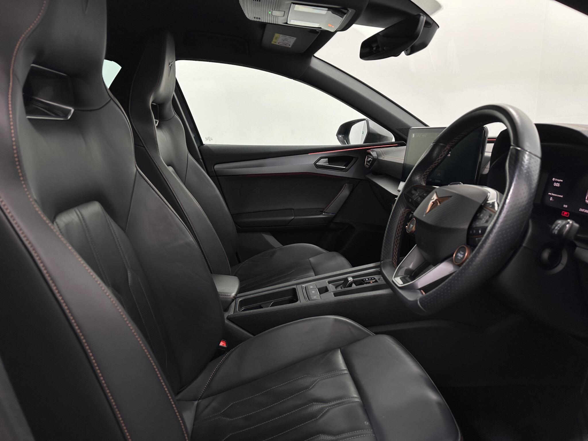 Cupra CUPRA Leon view 32