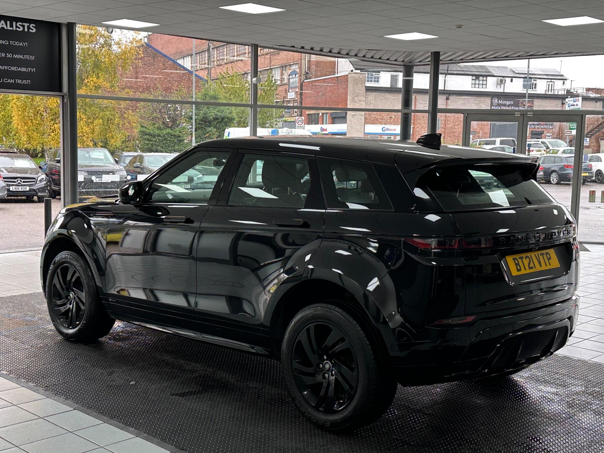 Land Rover Range Rover Evoque view 8