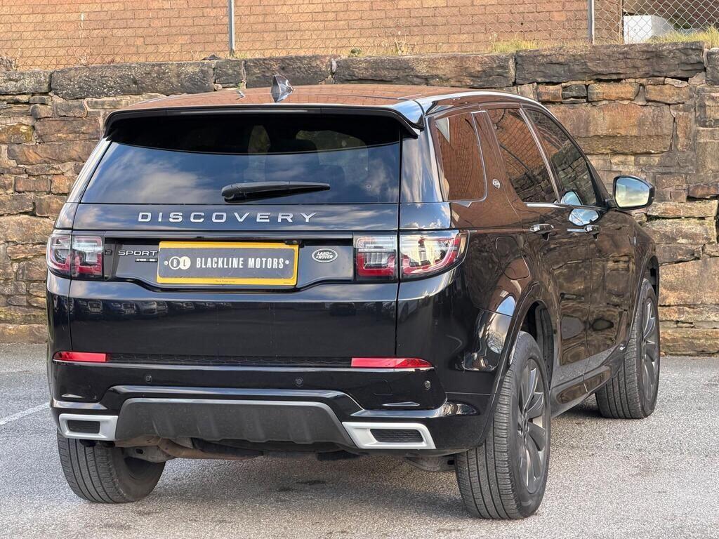 Land Rover Discovery Sport view 7