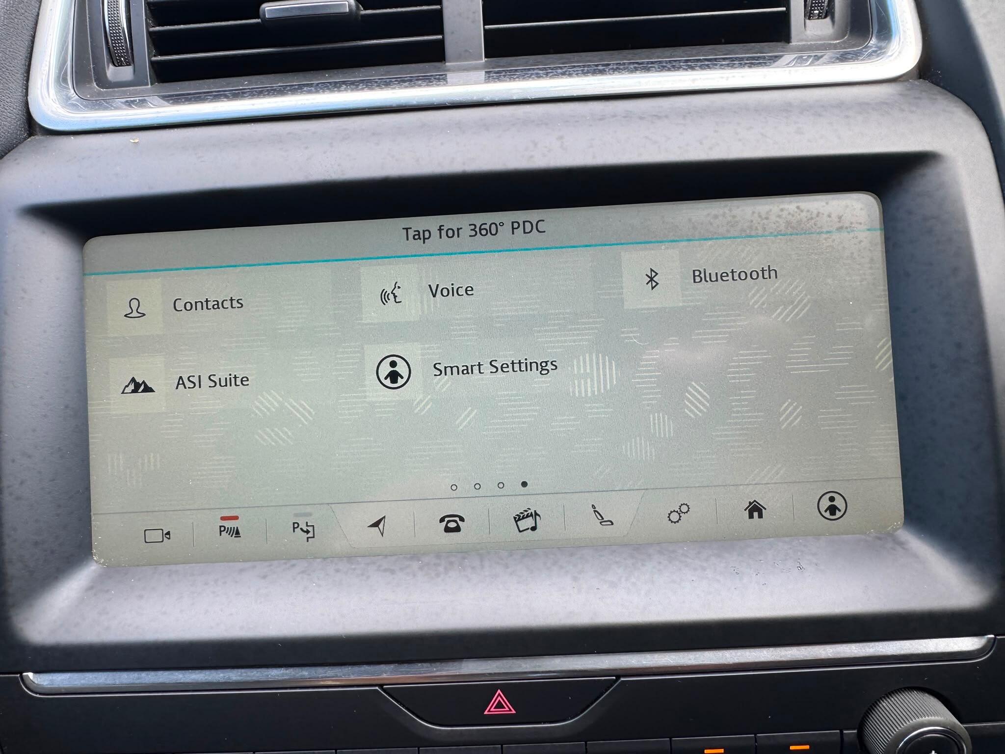 Jaguar E-Pace view 45