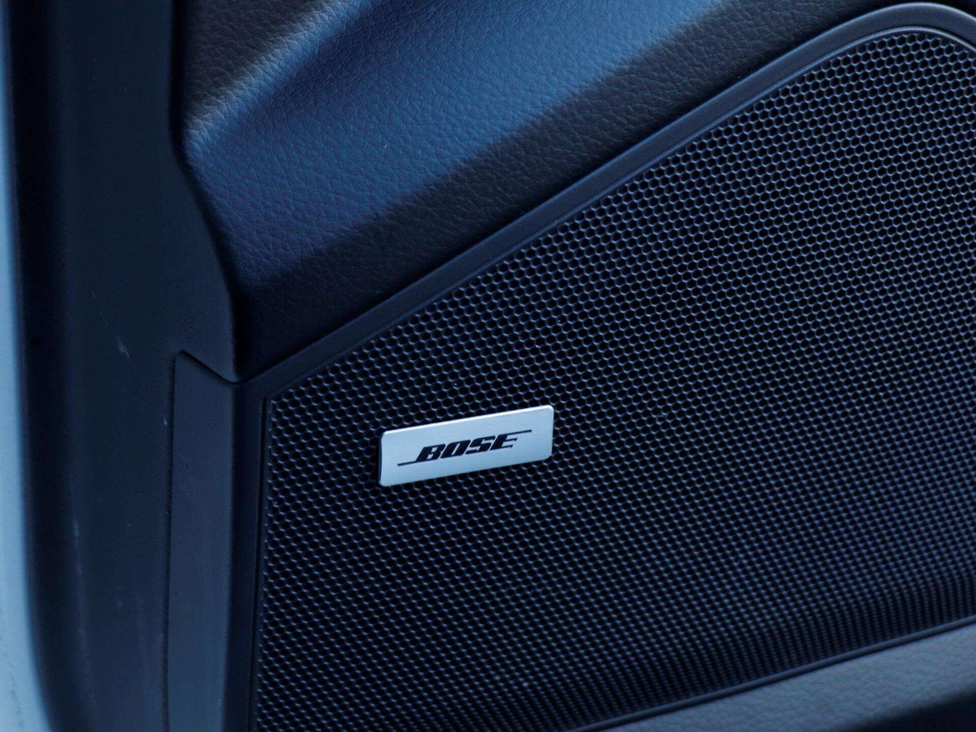 Porsche Cayenne view 22