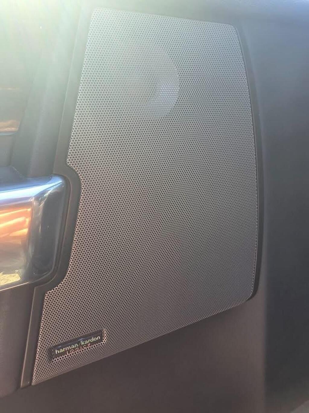 Land Rover Discovery view 119