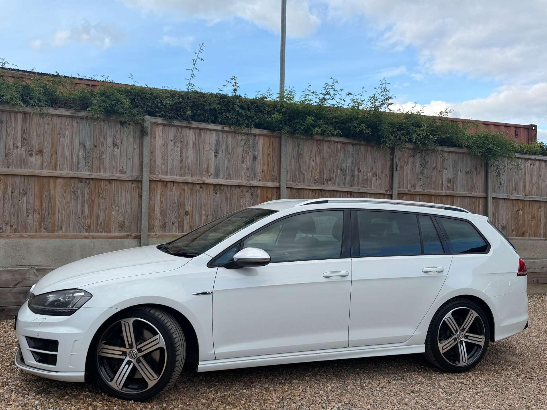 Volkswagen Golf view 5