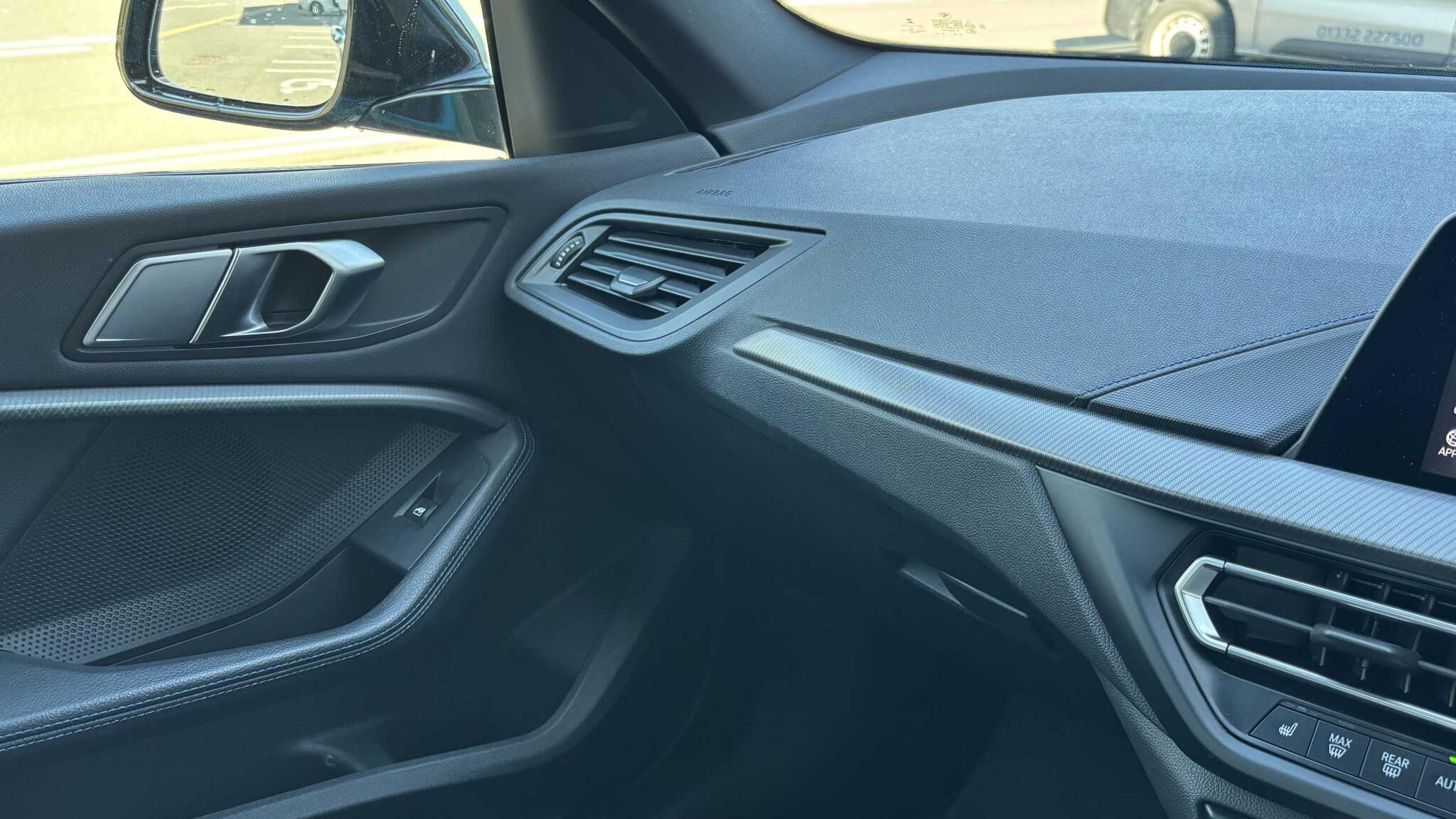 BMW 2 Series view 21