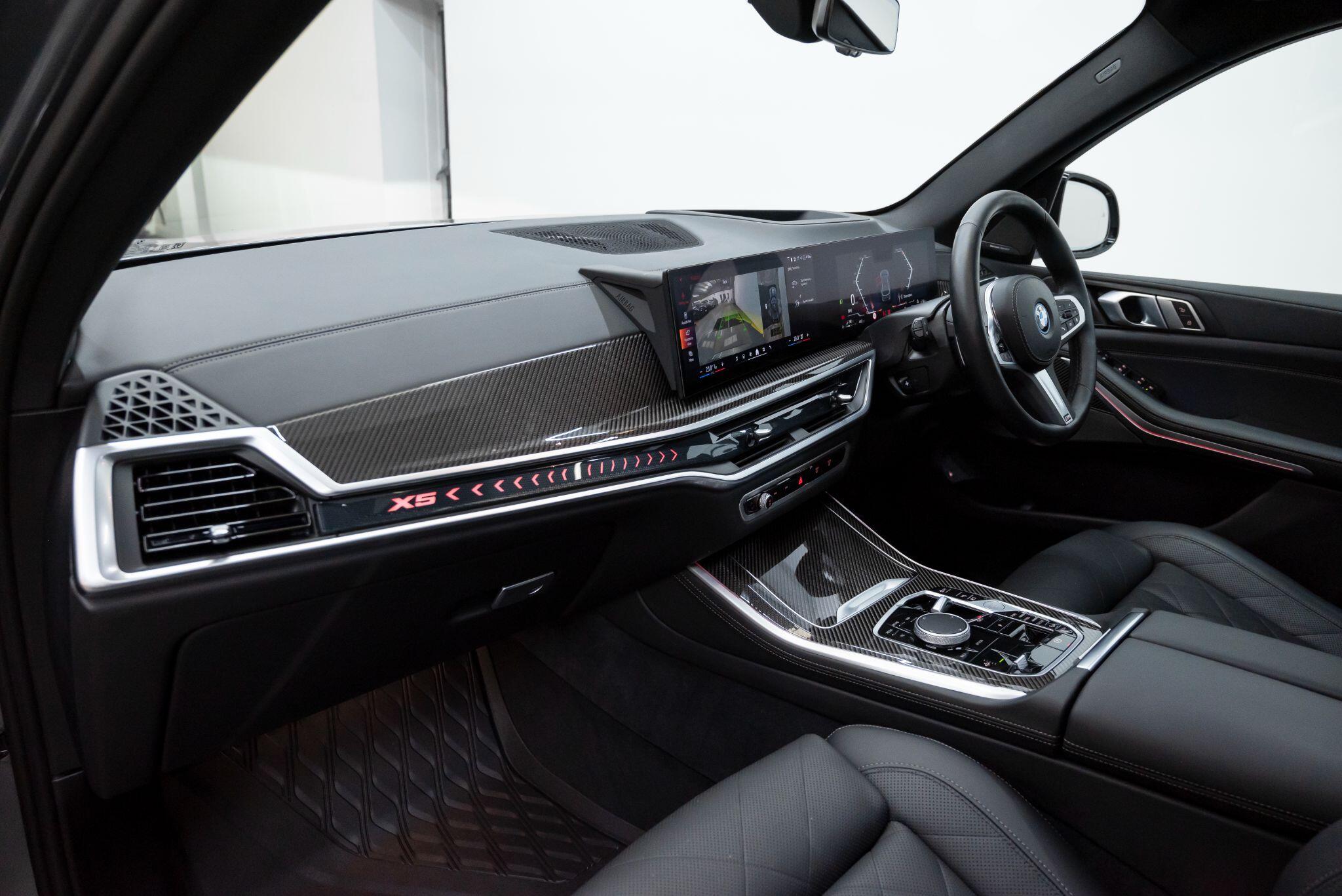 BMW X5 view 17