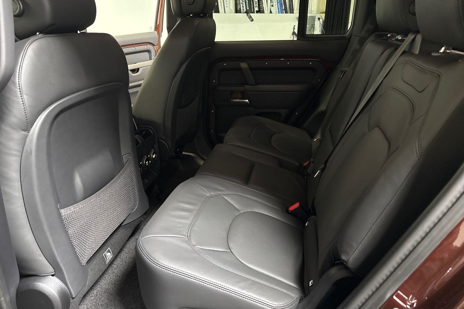 Land Rover Defender view 16