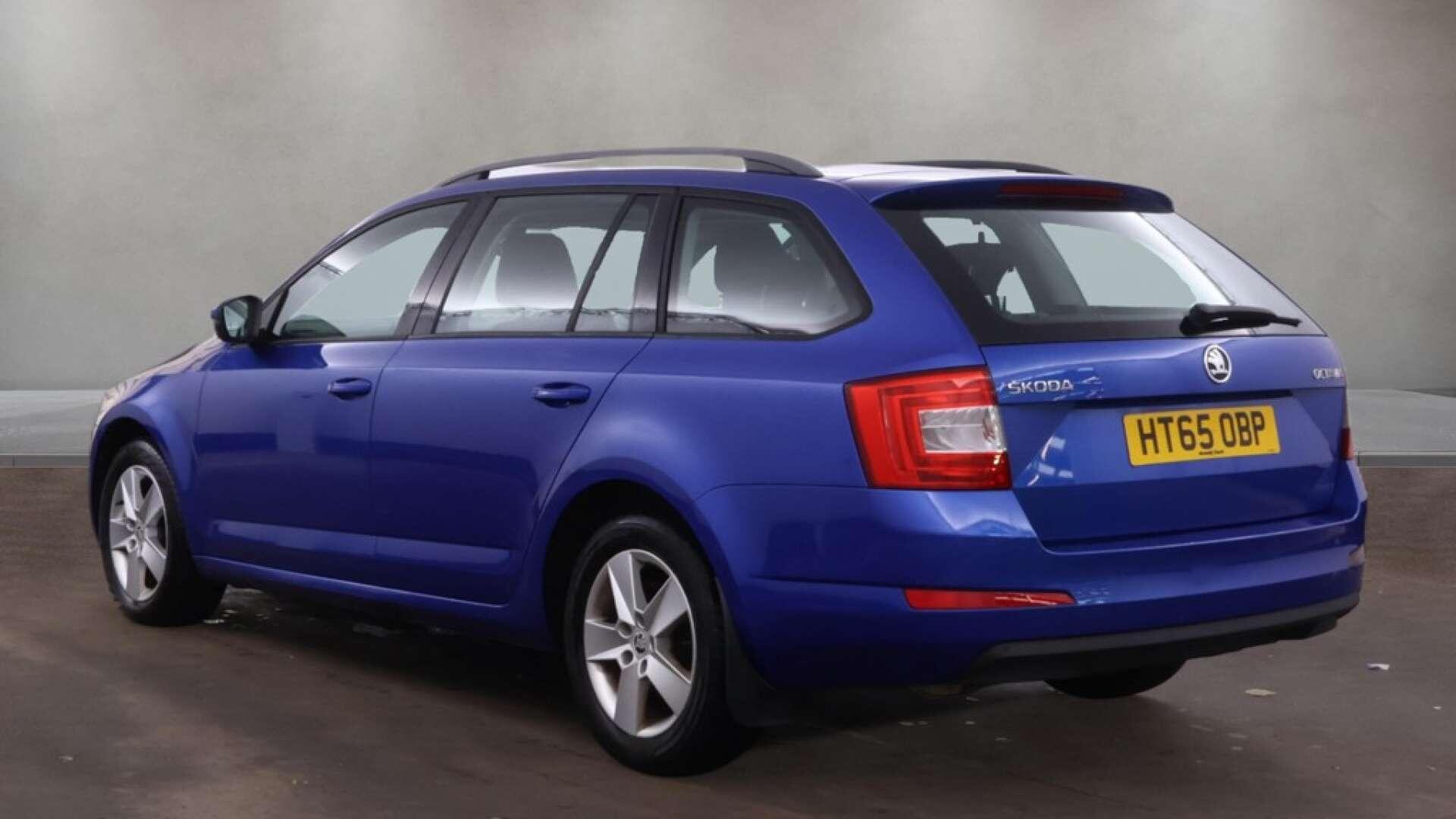 Skoda Octavia view 8