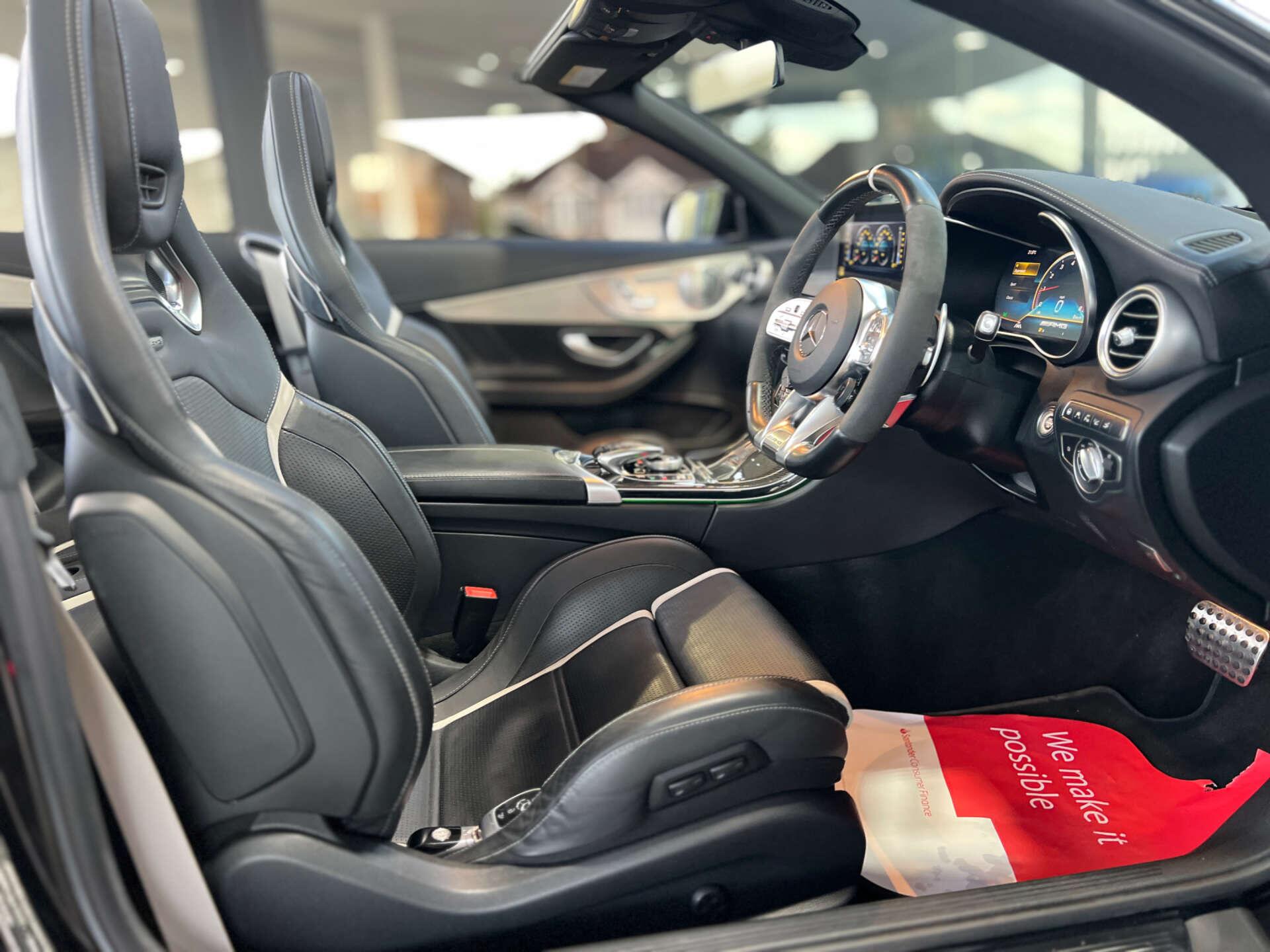 Mercedes-Benz C Class view 33