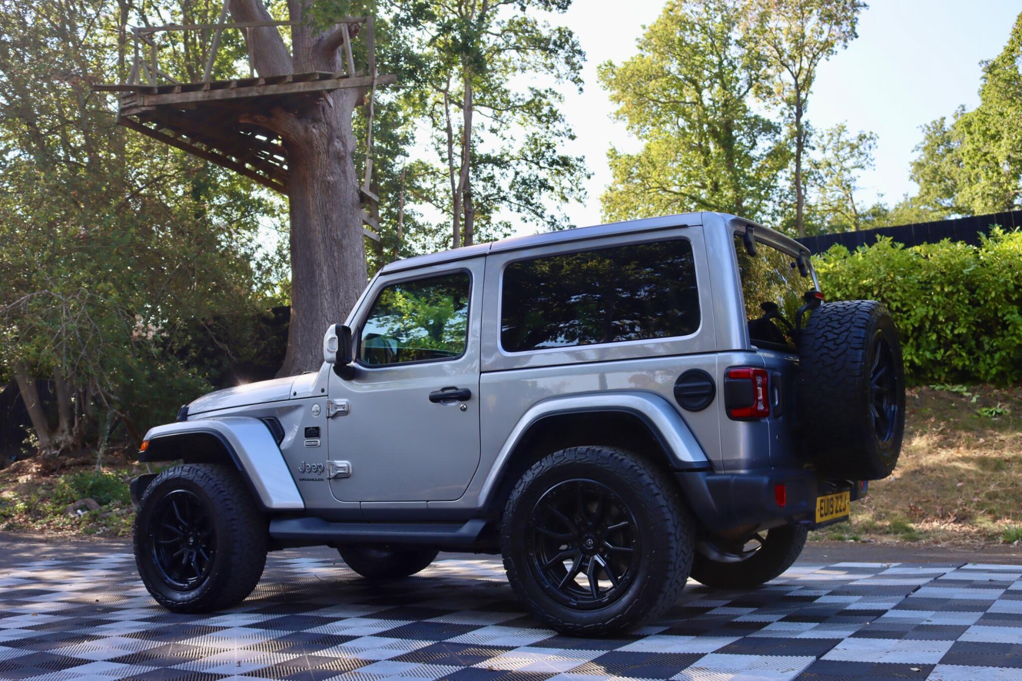 Jeep Wrangler view 26