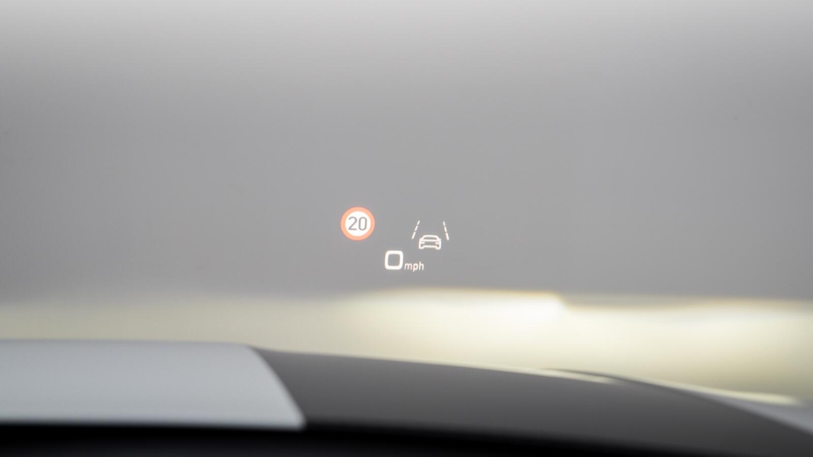 Audi RS6 Avant view 11