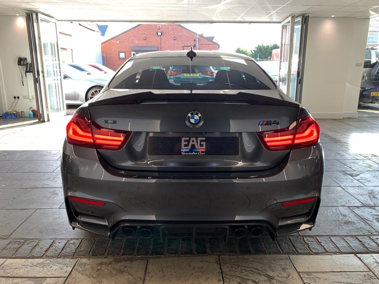 BMW M4 view 17