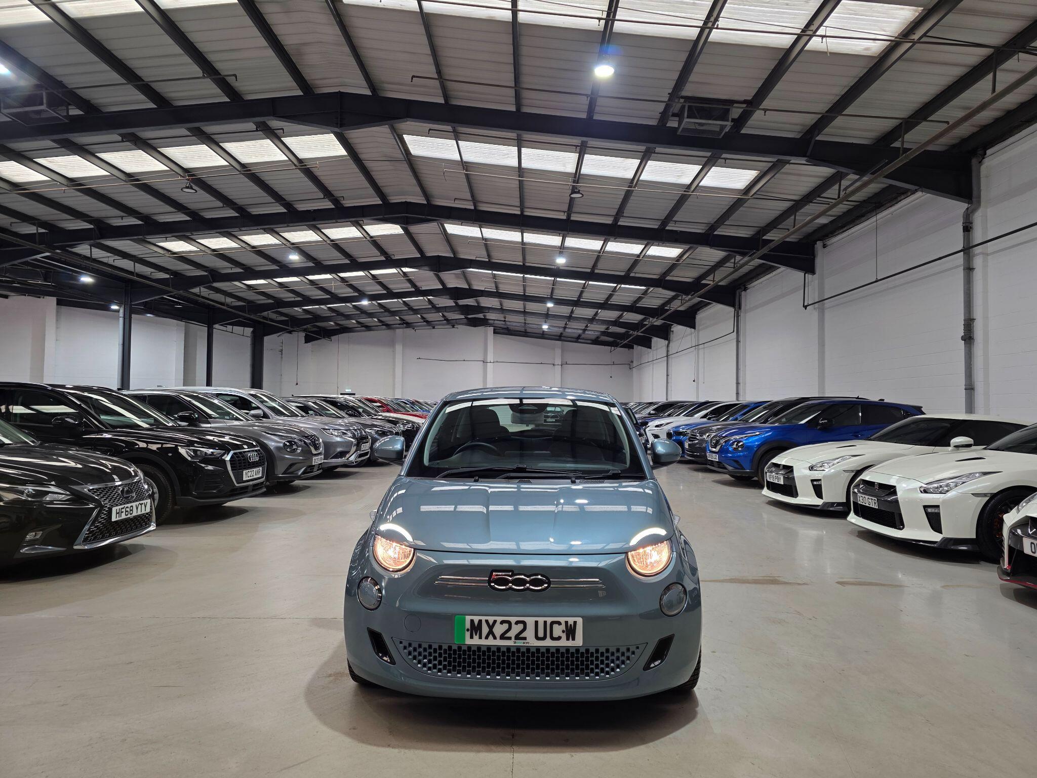 Fiat 500e view 2