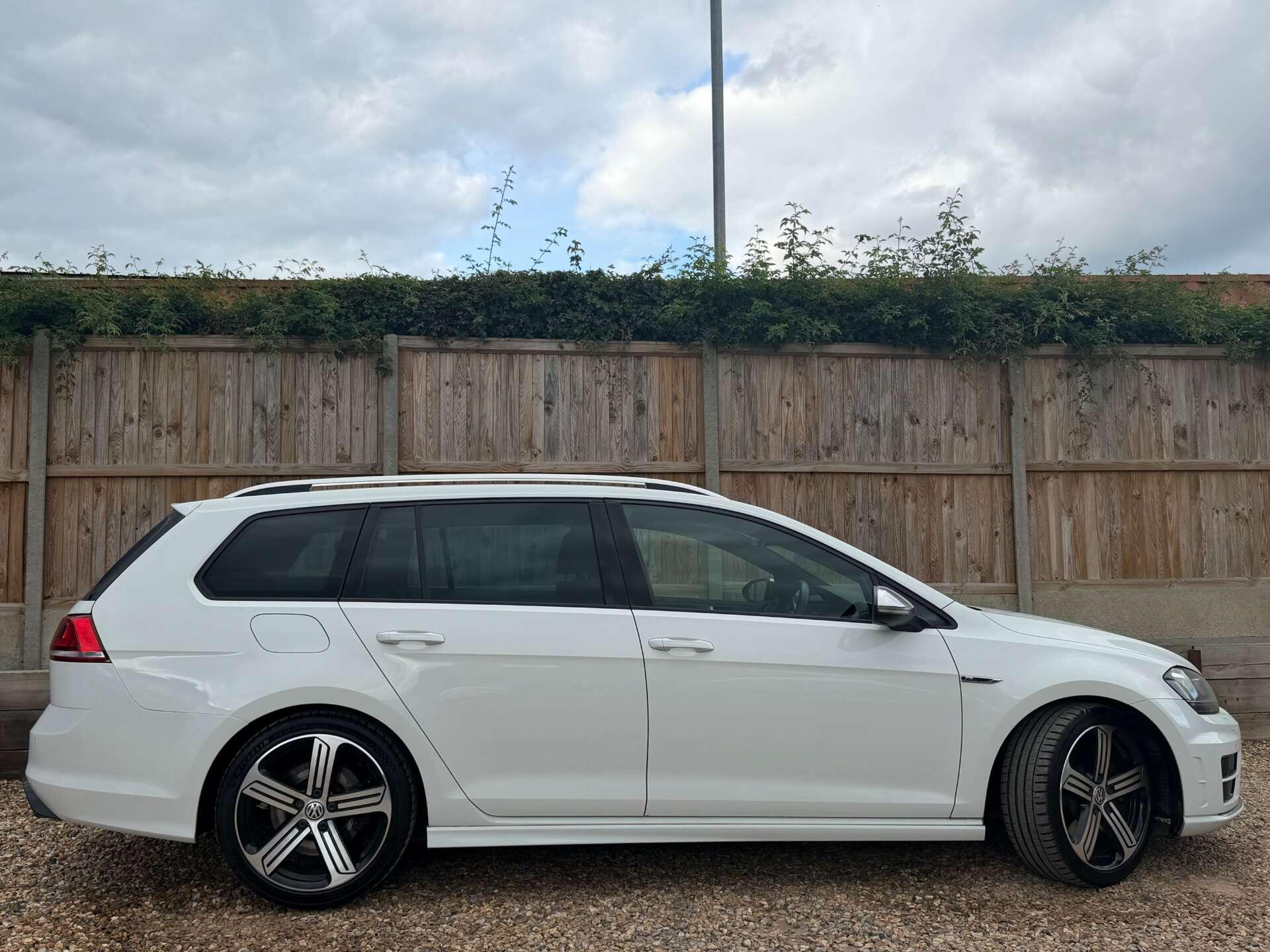 Volkswagen Golf view 12