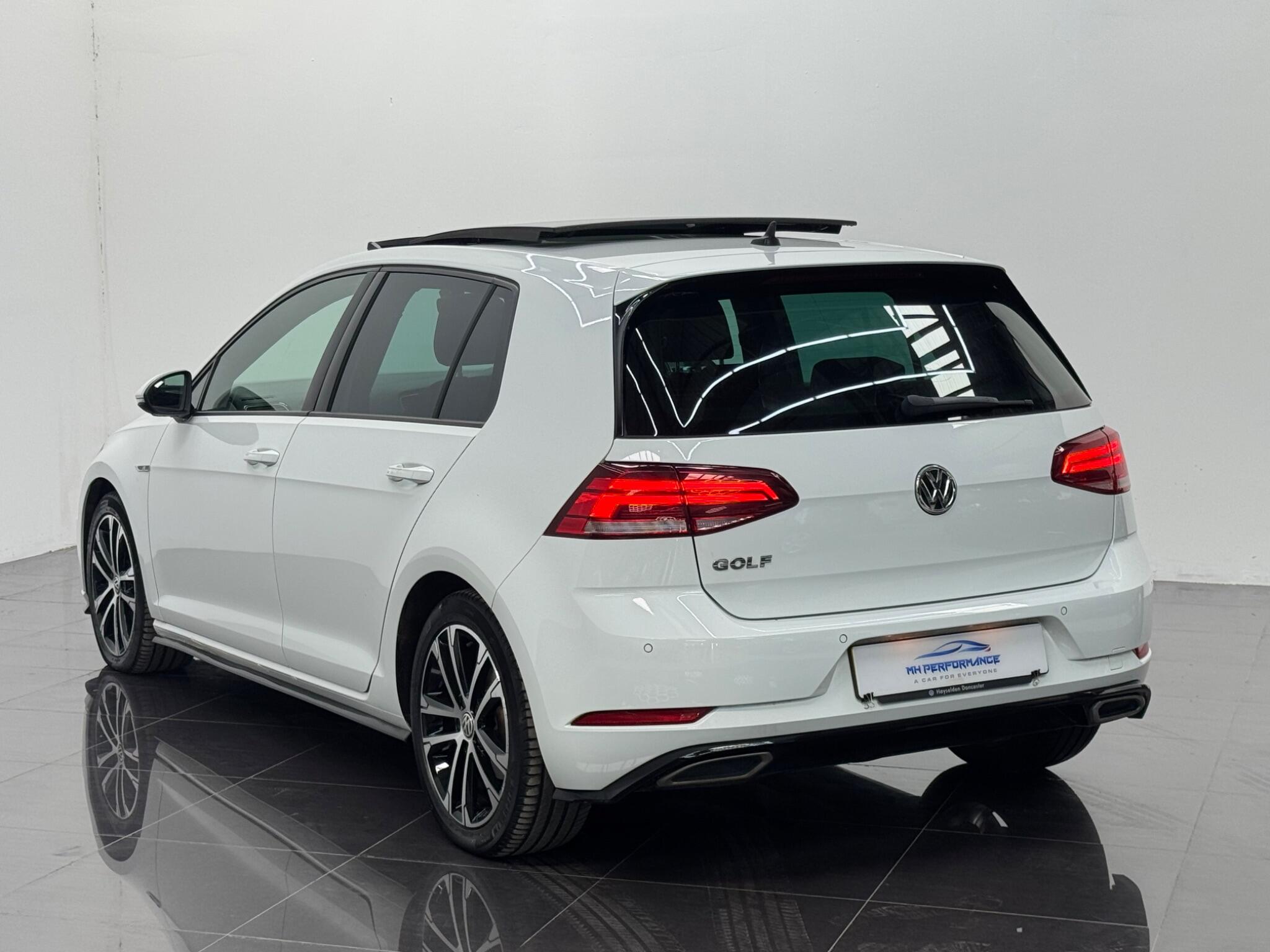 Volkswagen Golf view 7