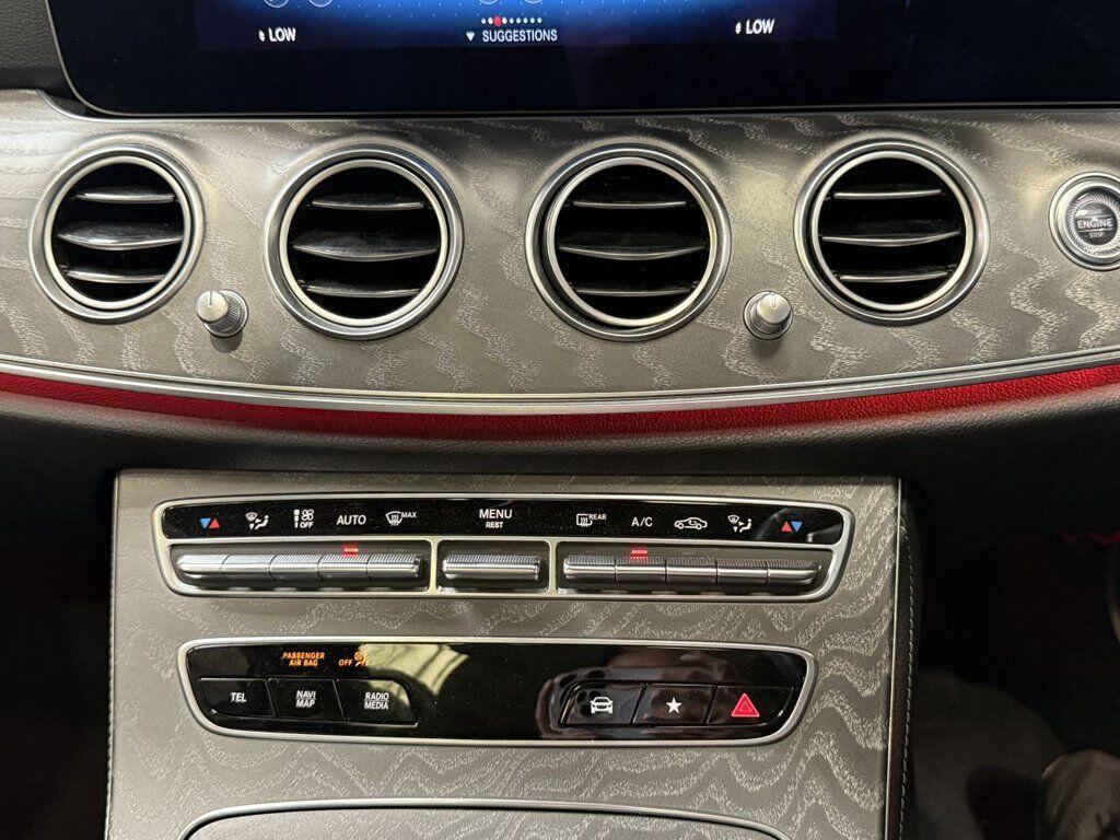Mercedes-Benz E Class view 49
