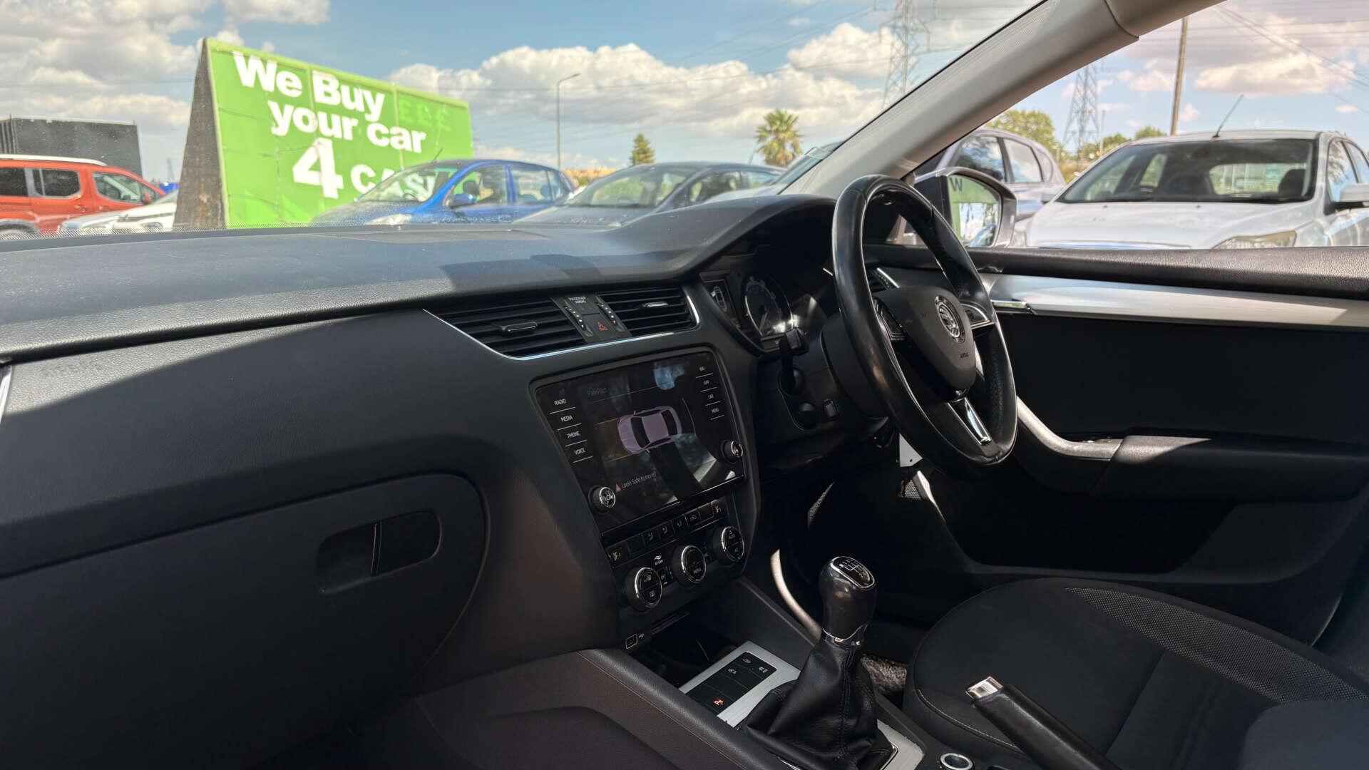 Skoda Octavia view 14
