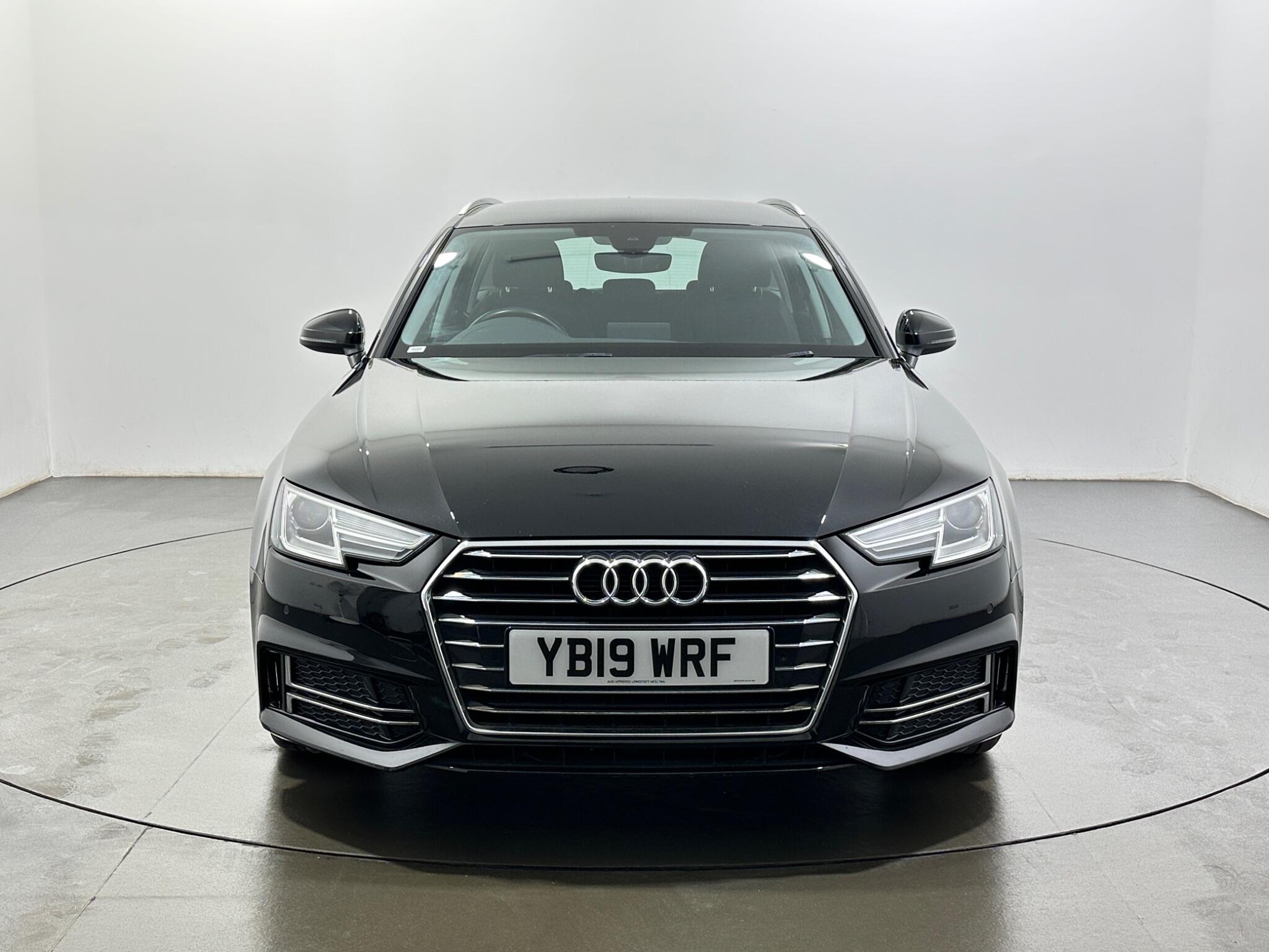 Audi A4 view 3