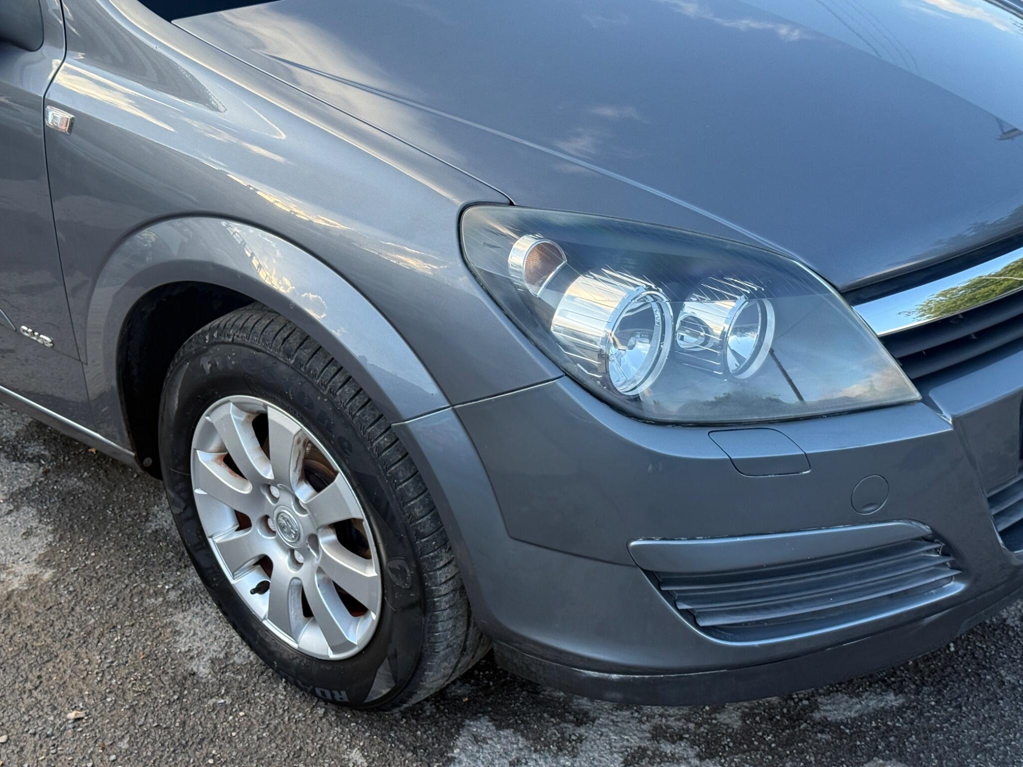 Vauxhall Astra - Image 22