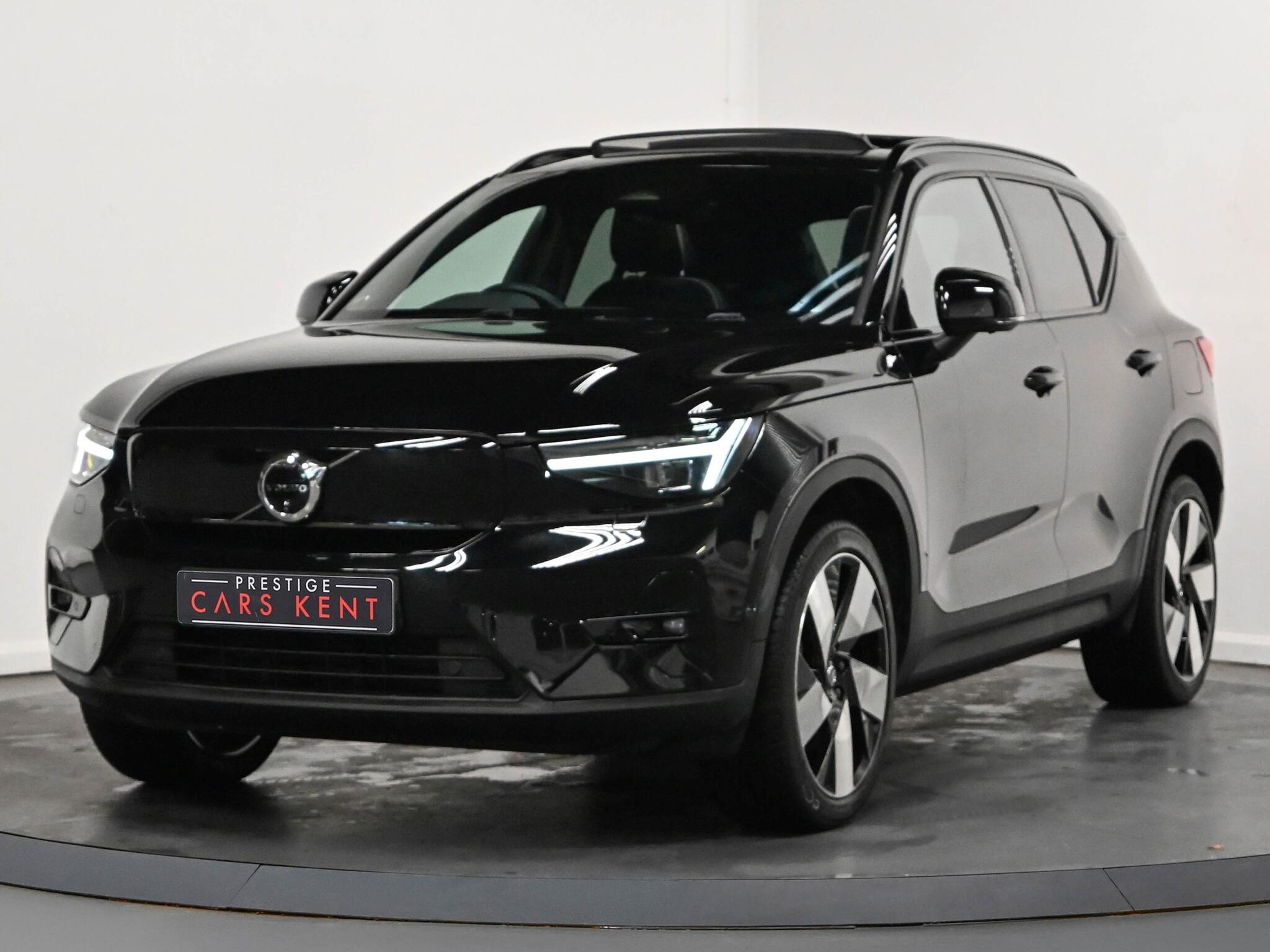 Volvo XC40 view 6