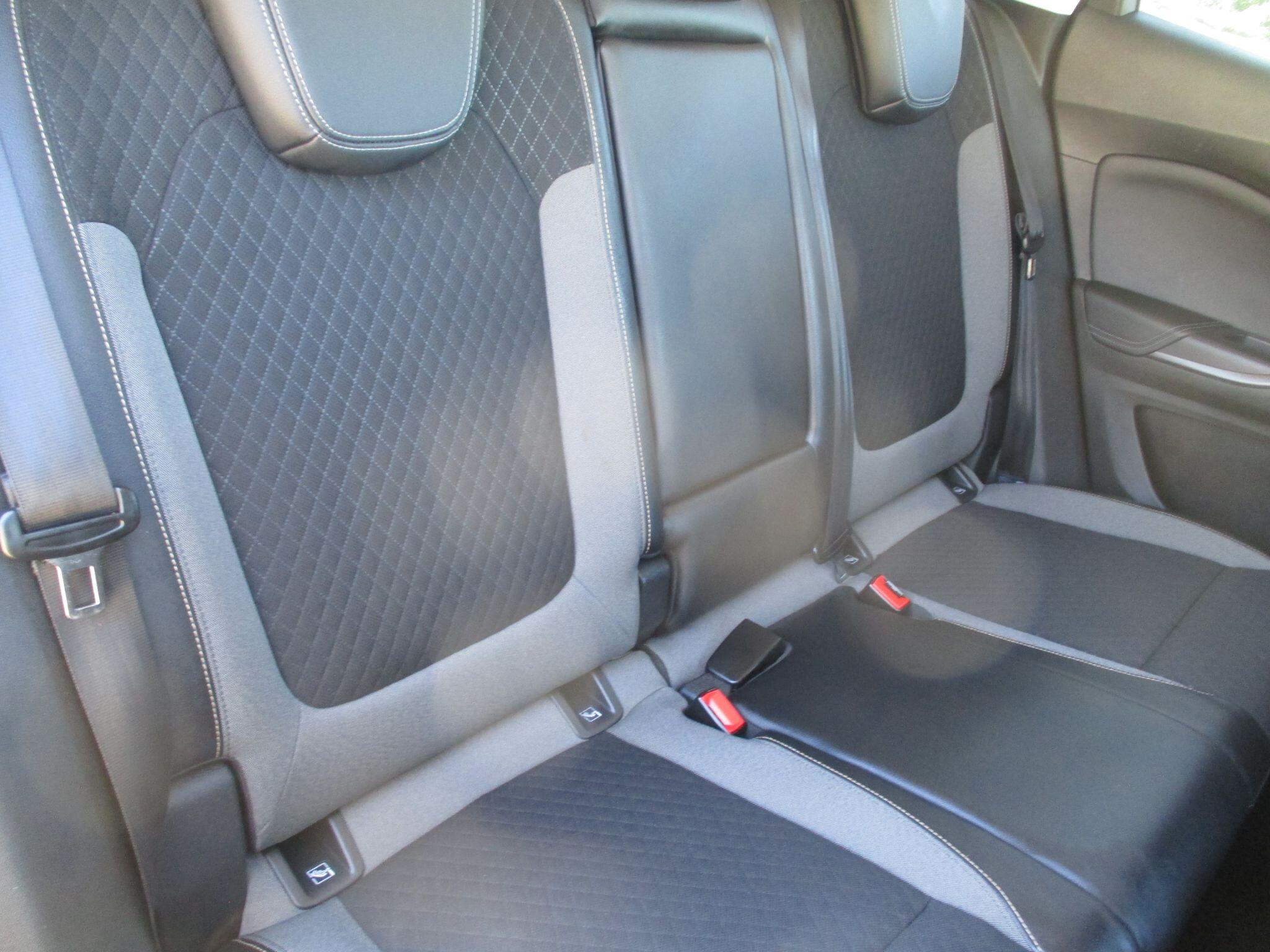 Vauxhall Grandland X view 23