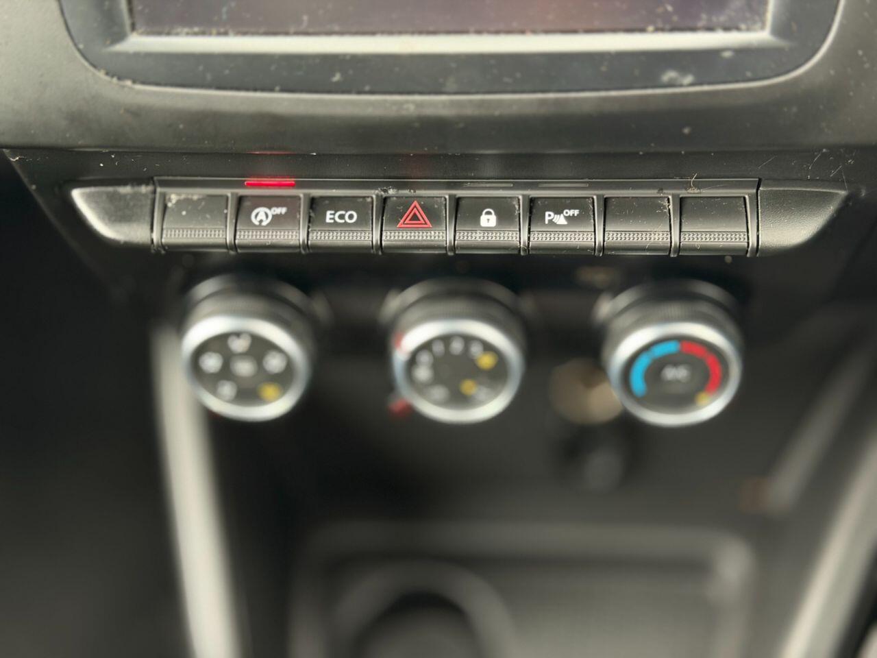 Dacia Duster view 60