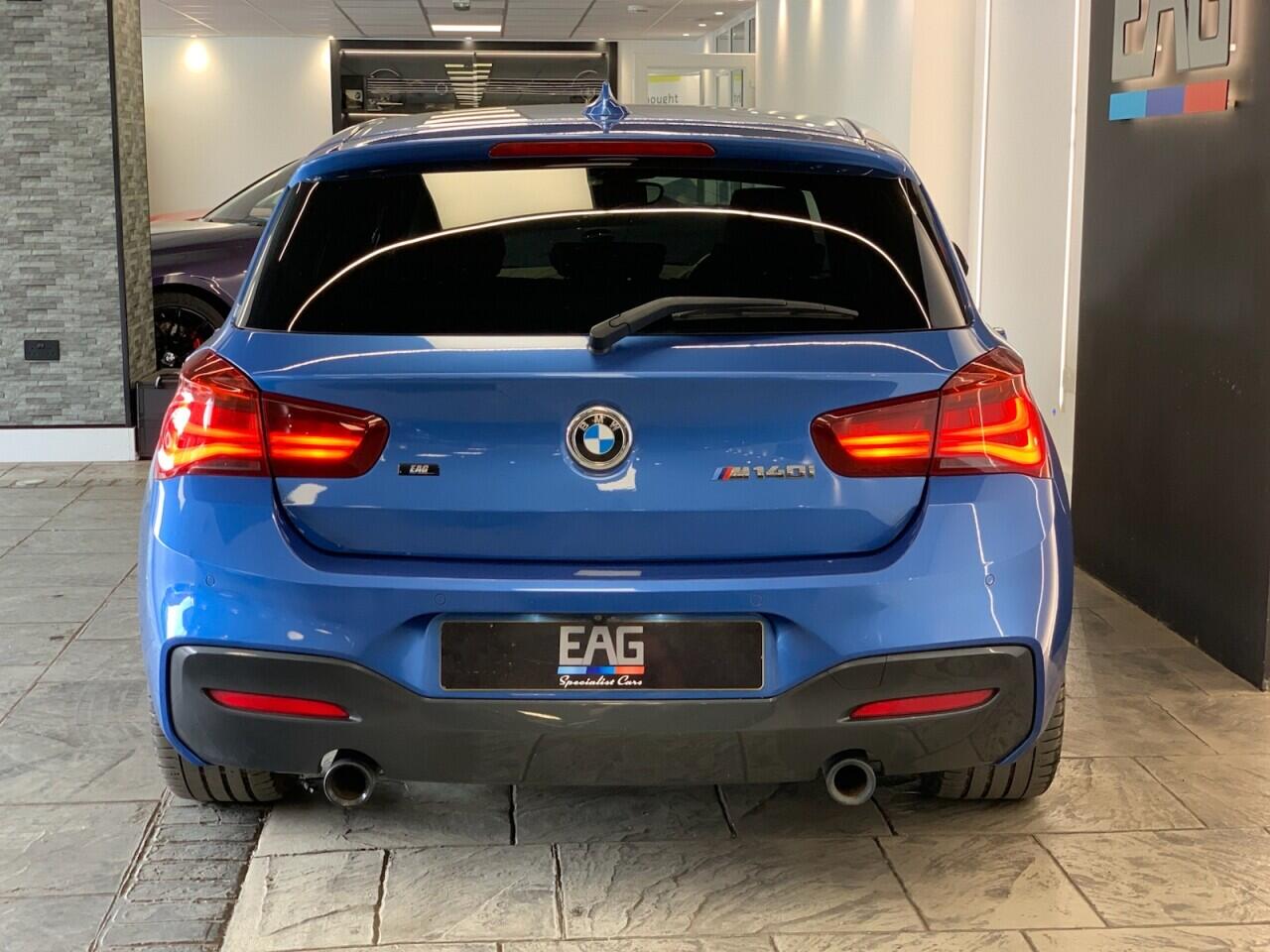 BMW 1 Series view 5
