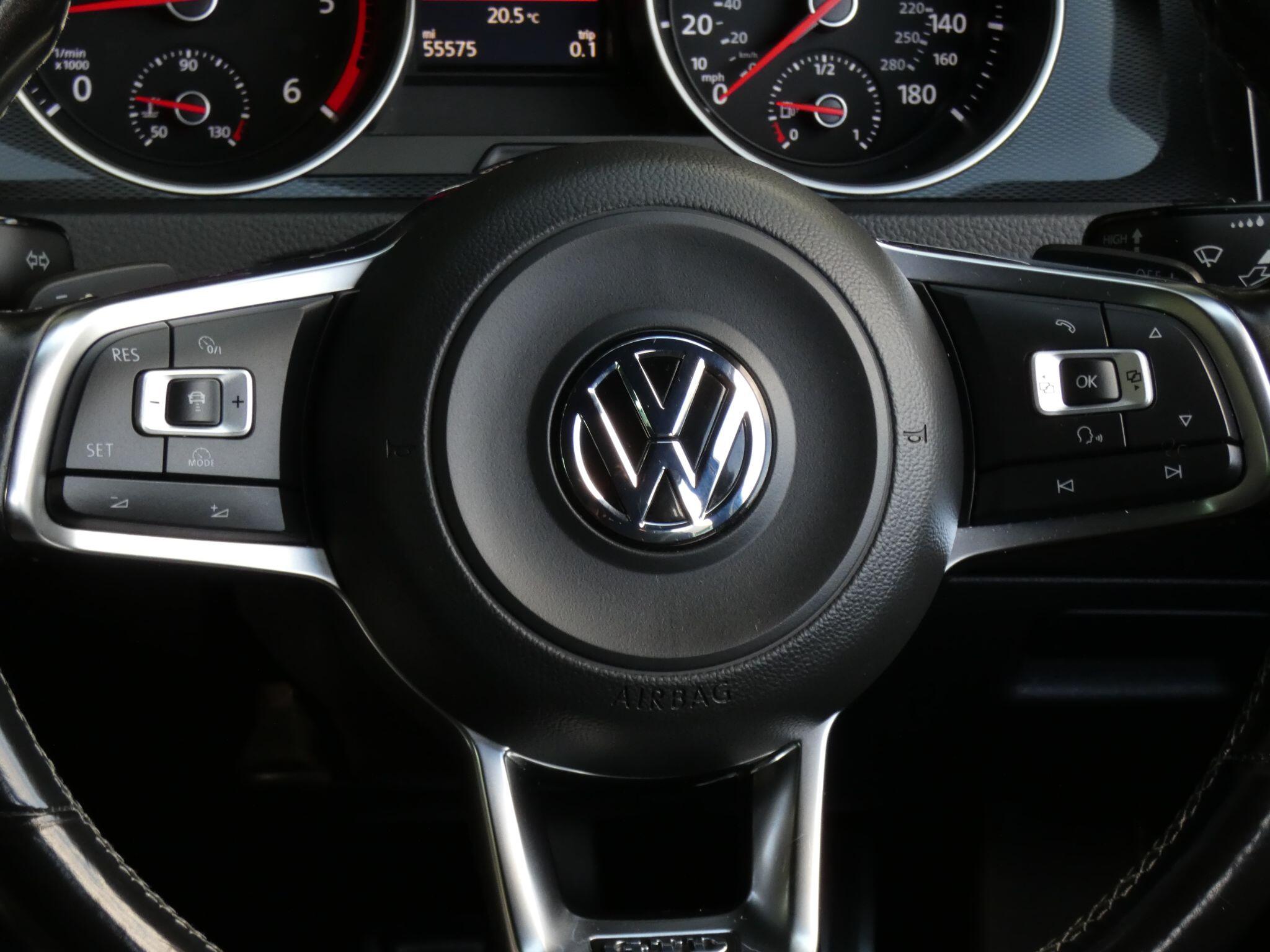 Volkswagen Golf view 28