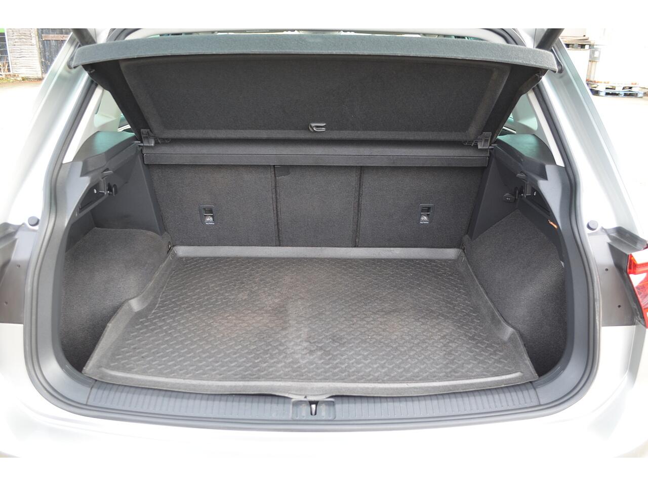 Volkswagen Tiguan view 27