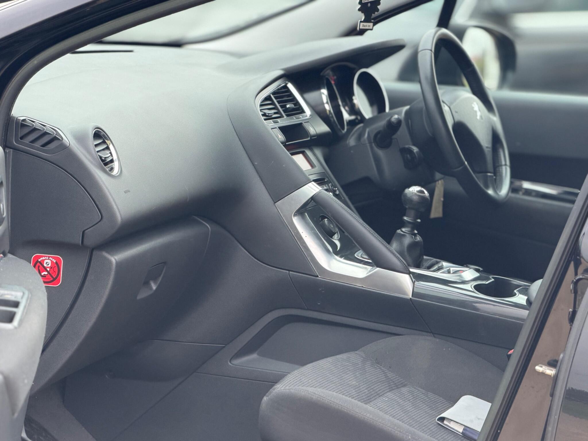 2013 Peugeot 3008 1.6 HDi Active Euro 5 5dr image 16