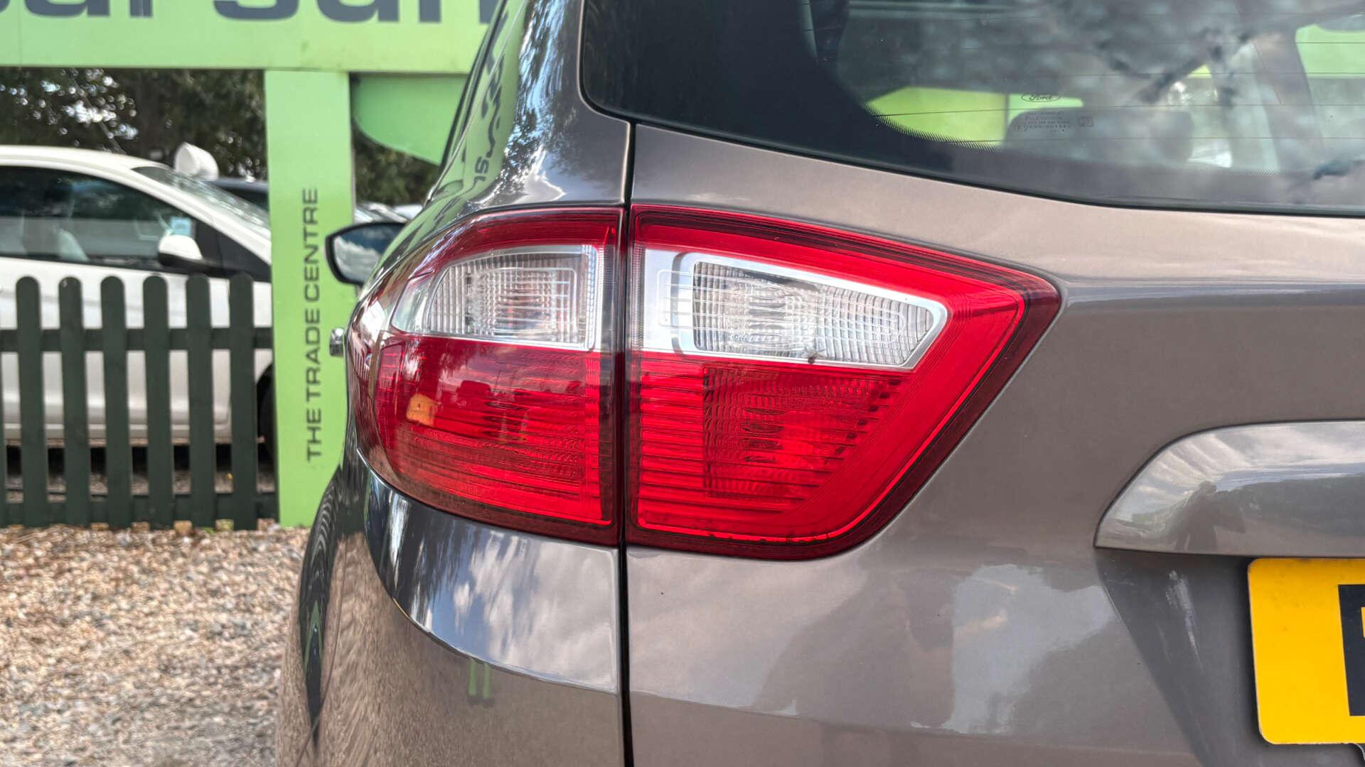 Ford C-Max view 41