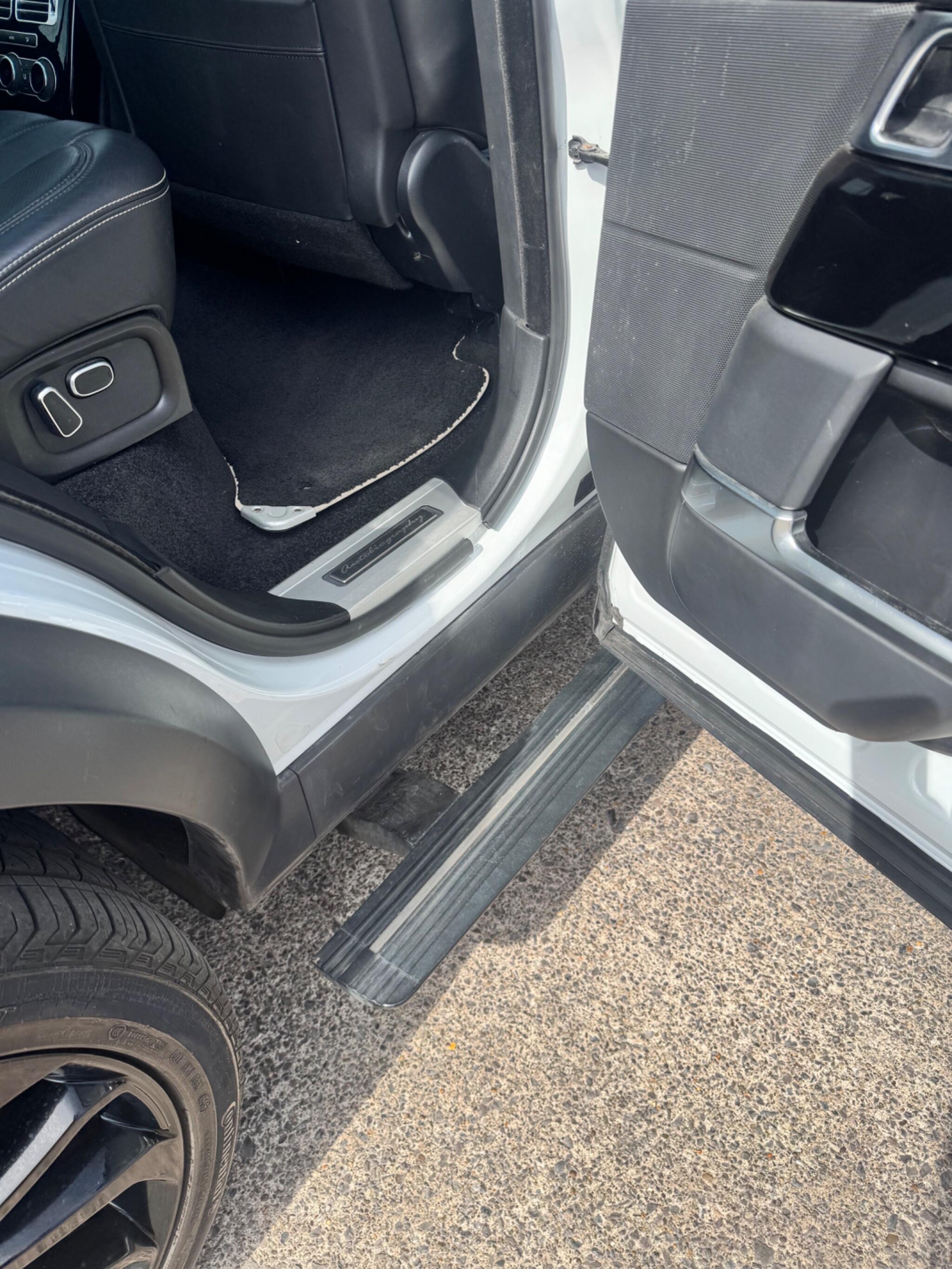 Land Rover Range Rover view 56