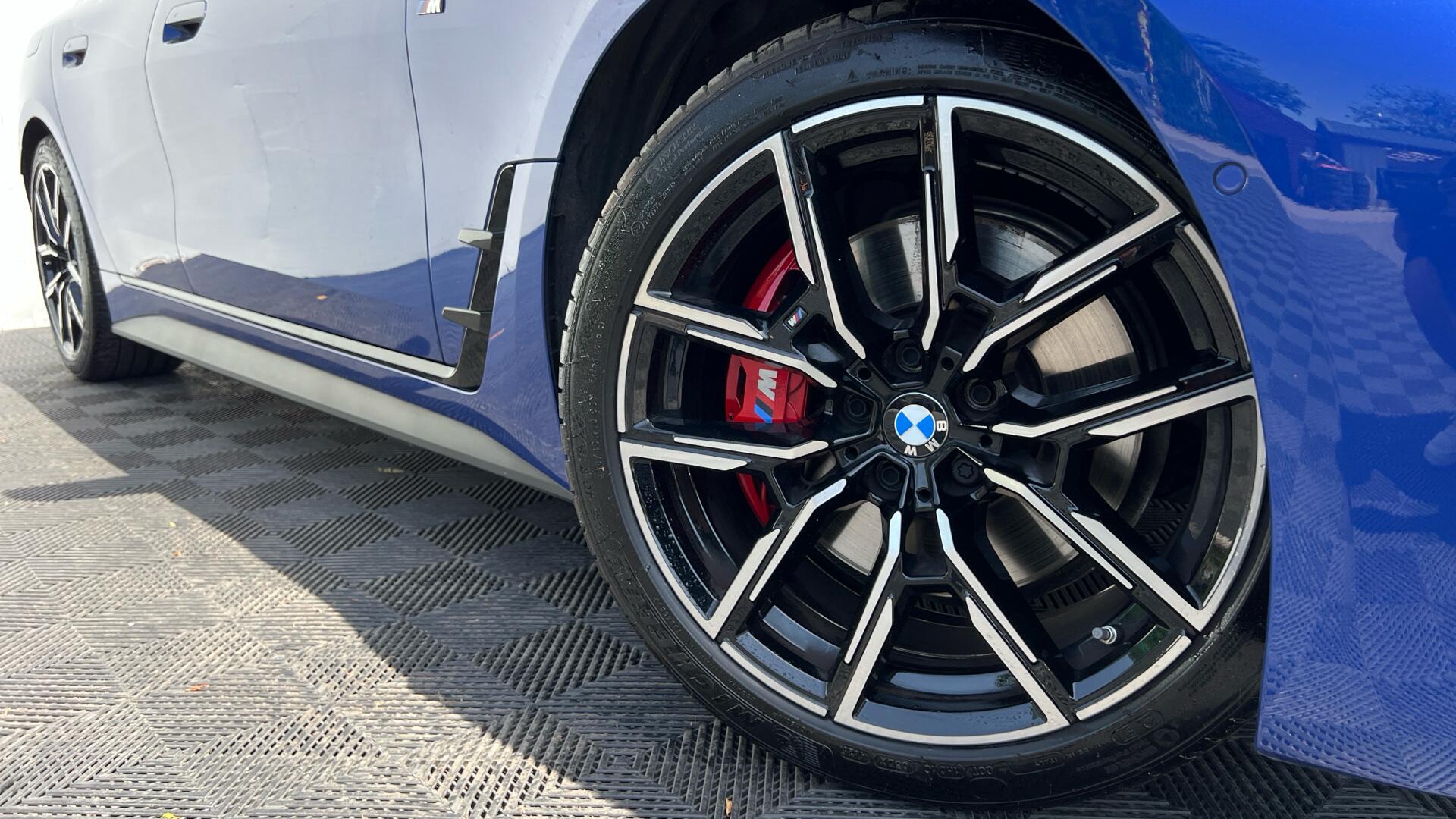 BMW 4 Series view 25