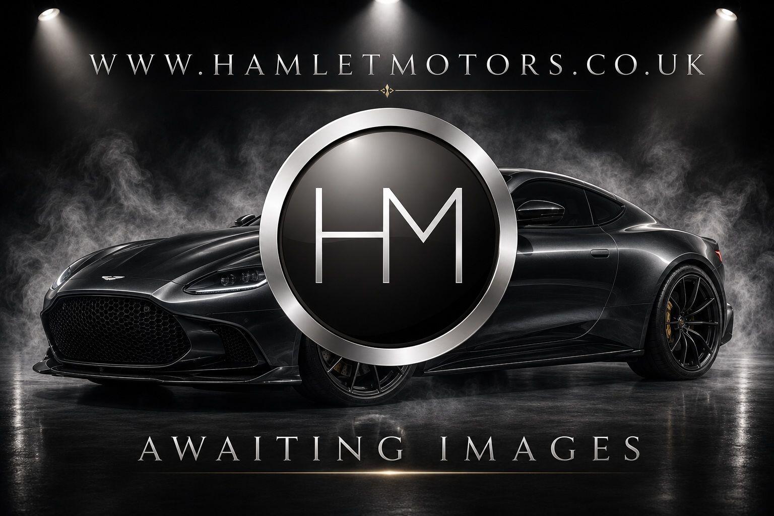 Volvo V40 view 4