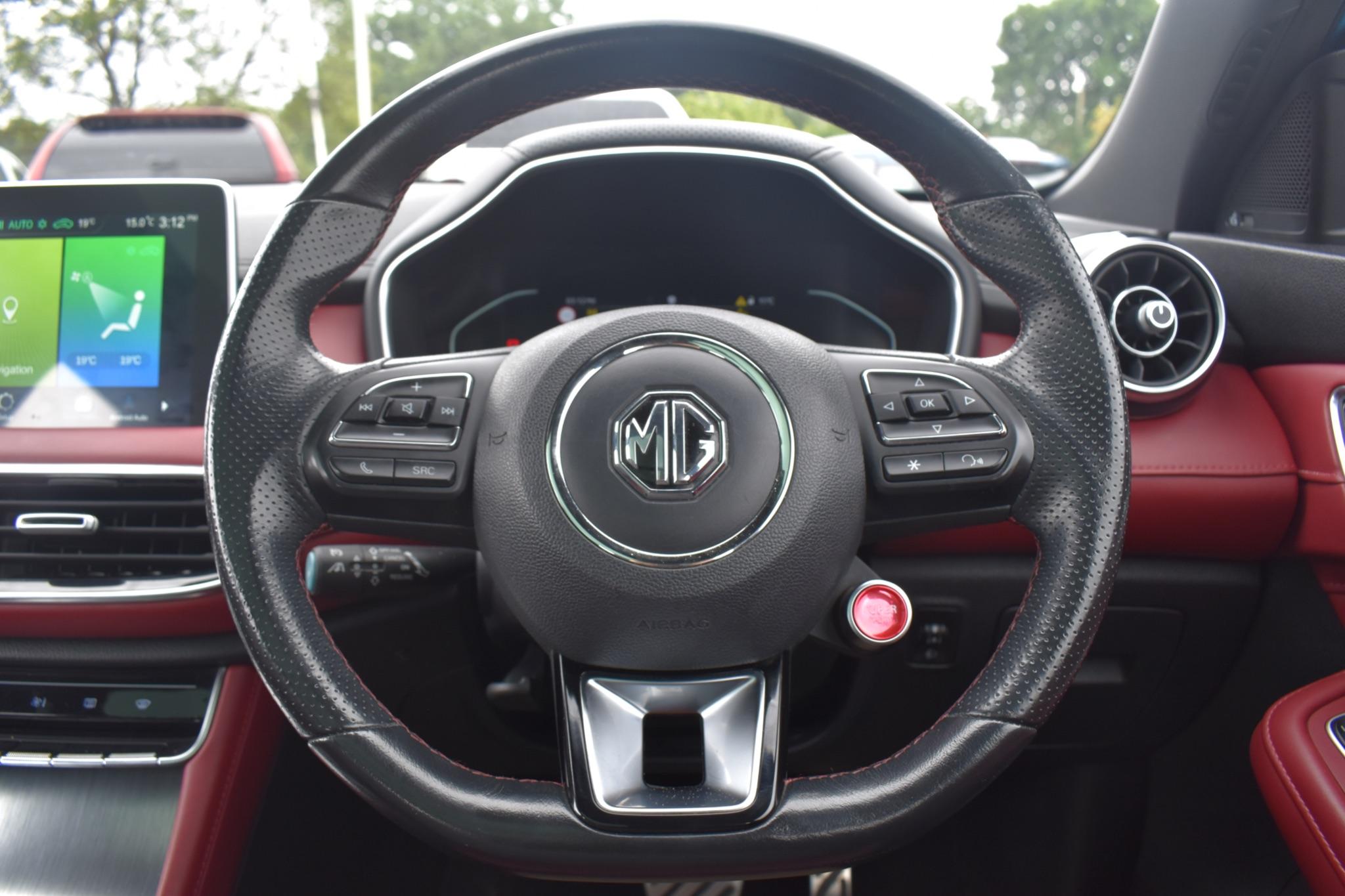 MG HS - 1.5 T-GDI Exclusive DCT Euro 6 (s/s) 5dr - Image 29