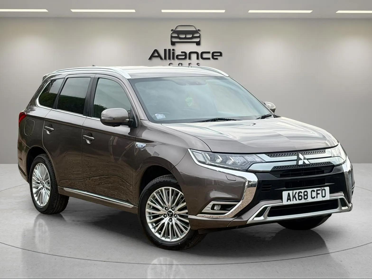 Mitsubishi Outlander view 22