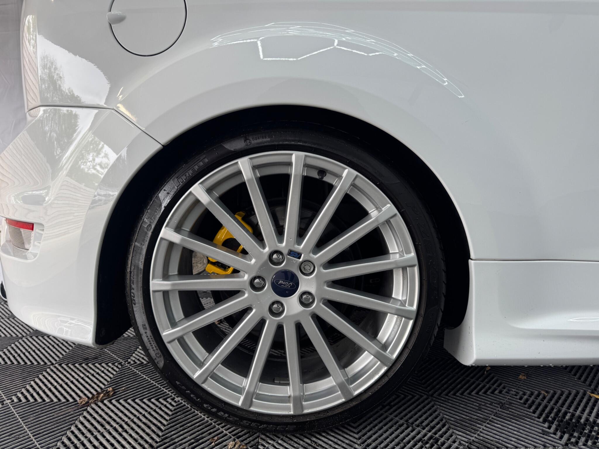Ford Focus view 39