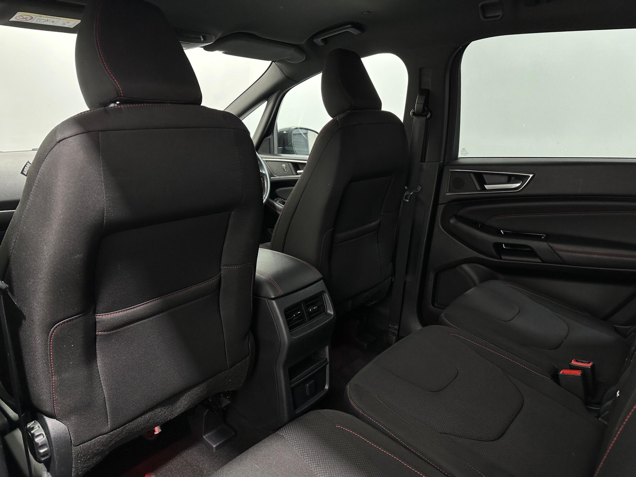 Ford S-Max view 38