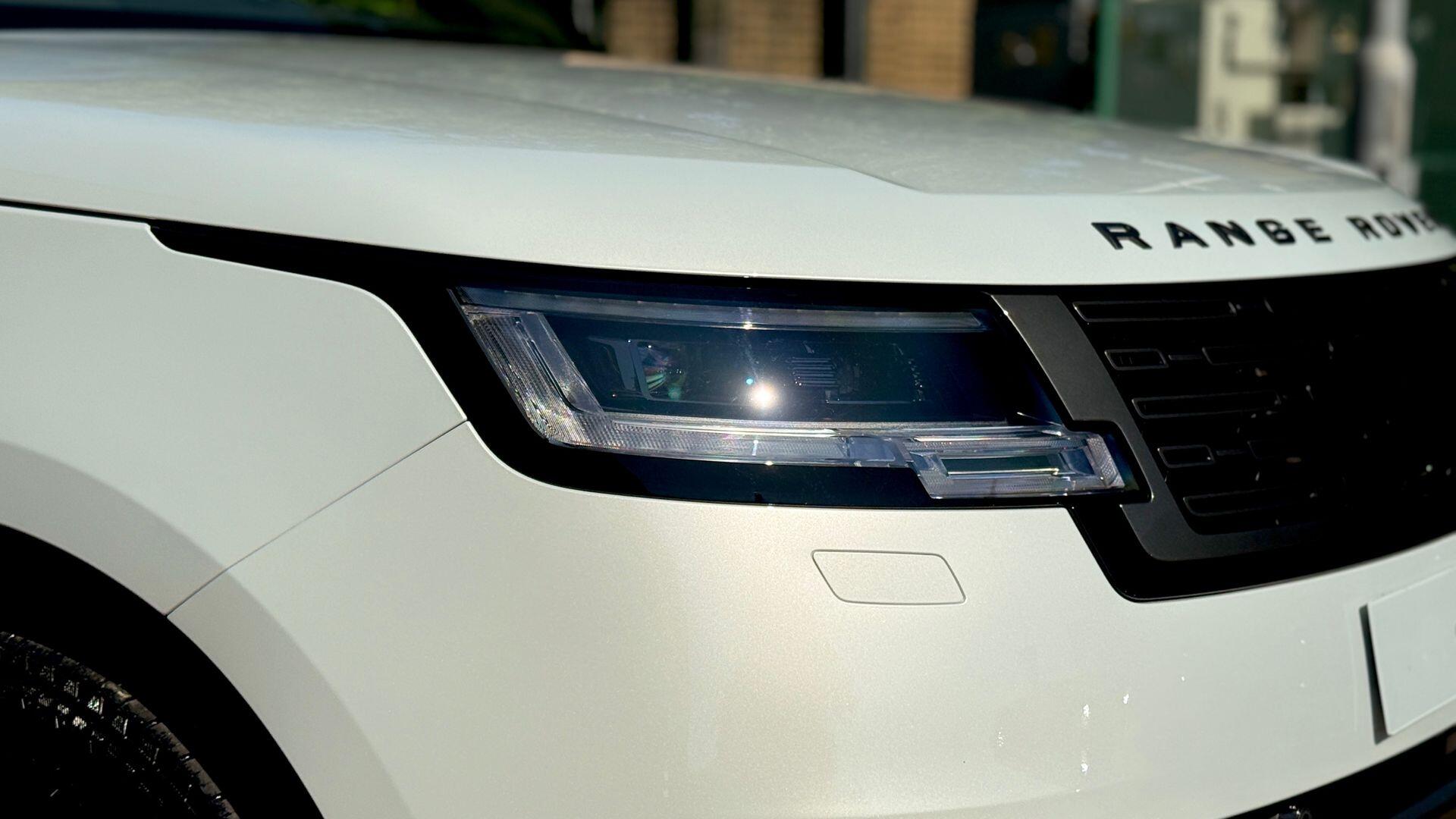 Land Rover Range Rover view 9