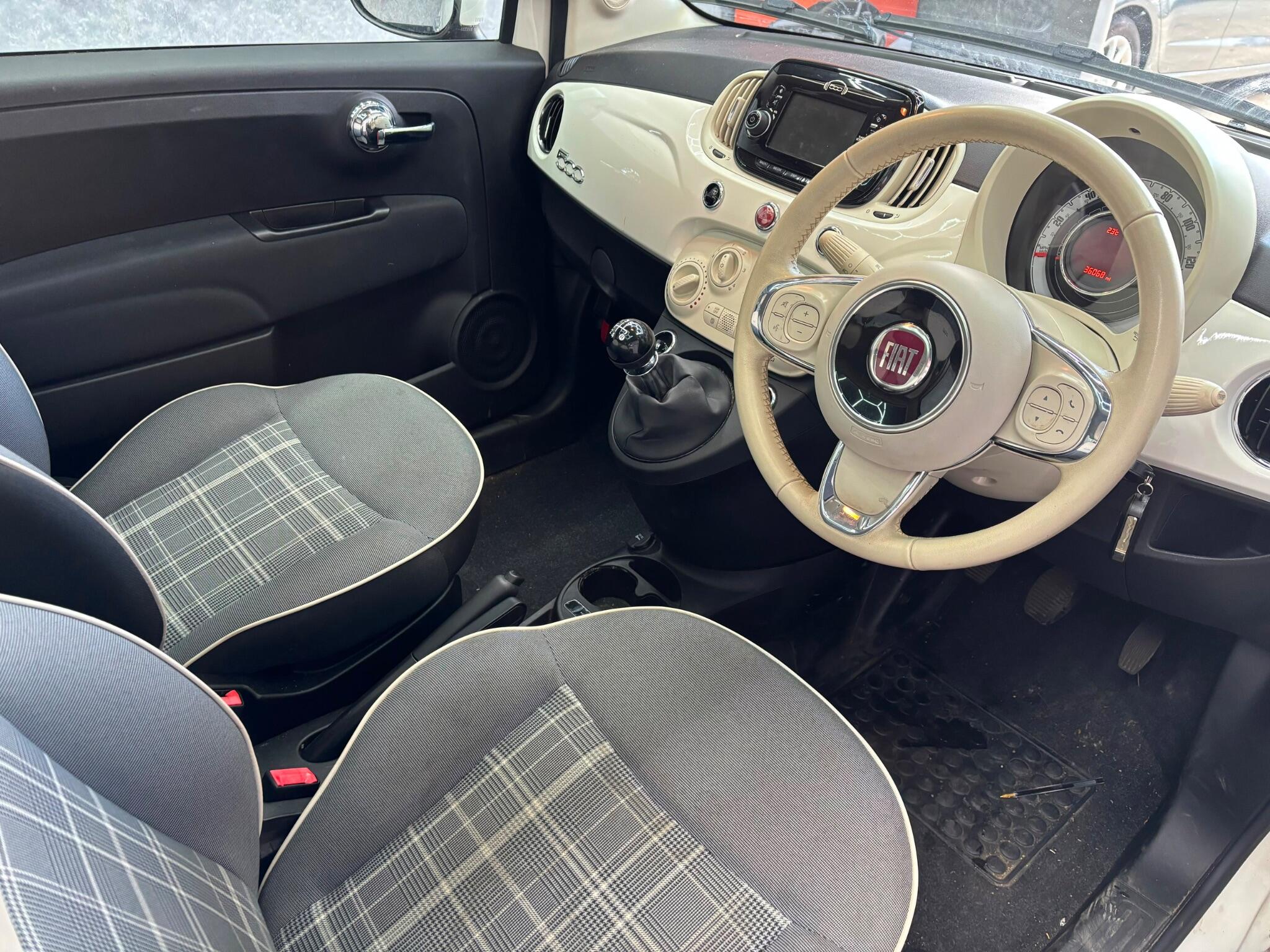 Fiat 500 view 3