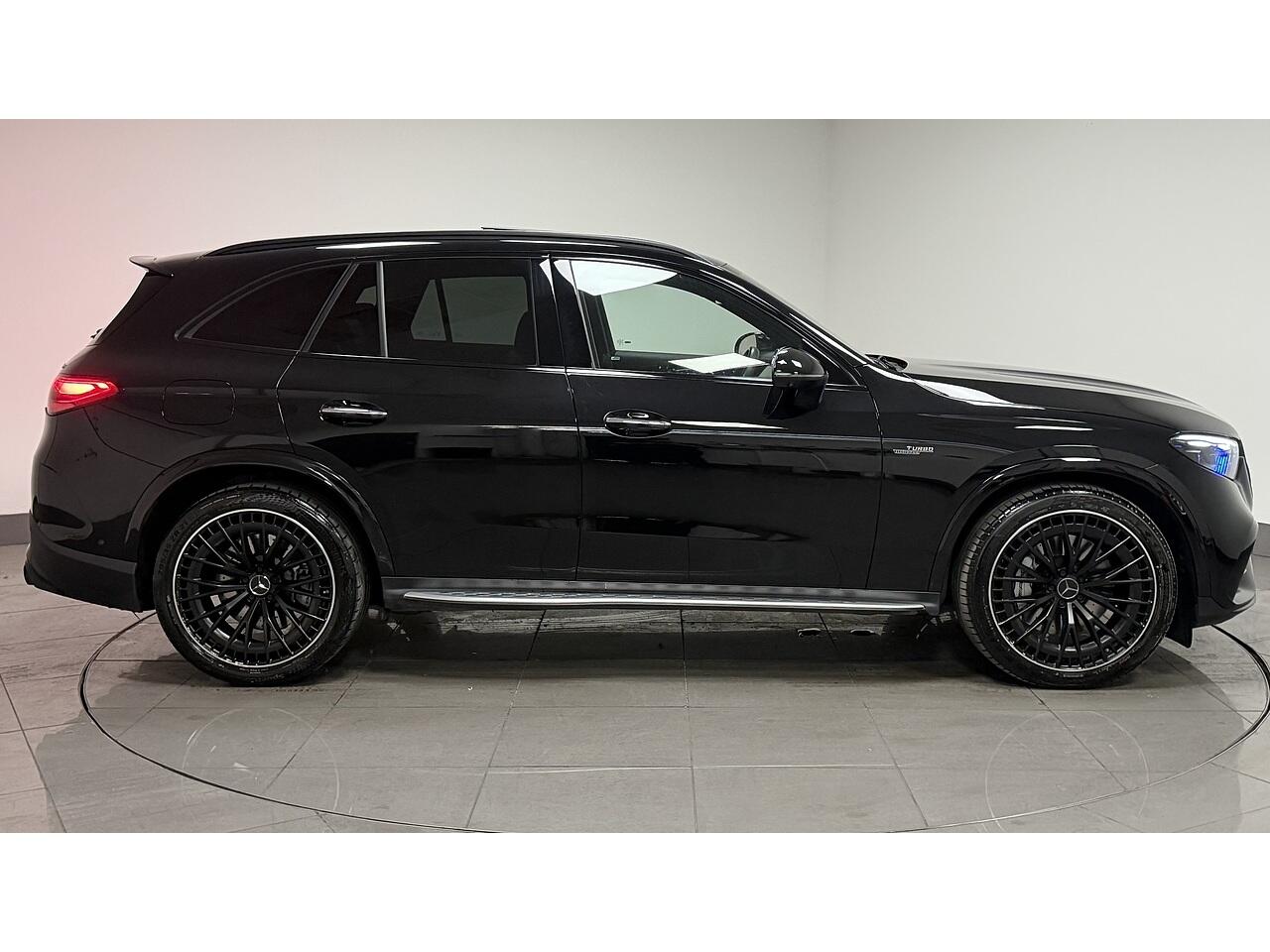 Mercedes-Benz GLC view 9
