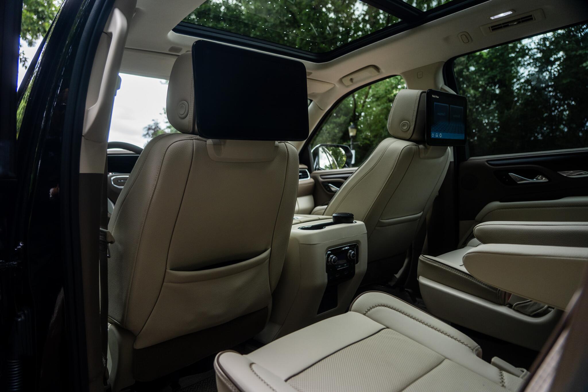 GMC Yukon view 34