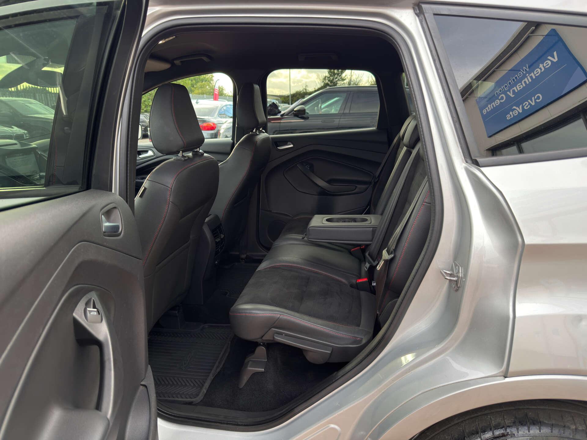 Ford Kuga view 39